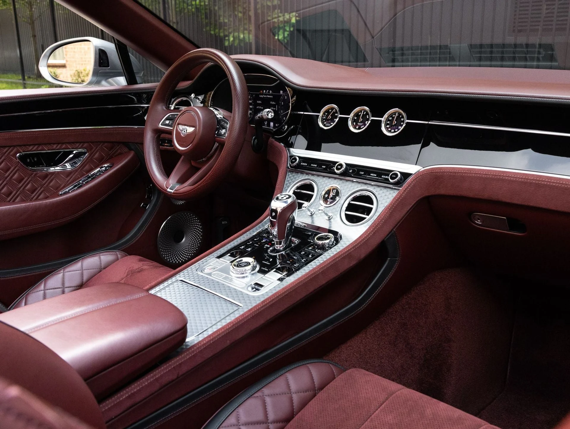 mph013_2215127140_14_32befb85a6