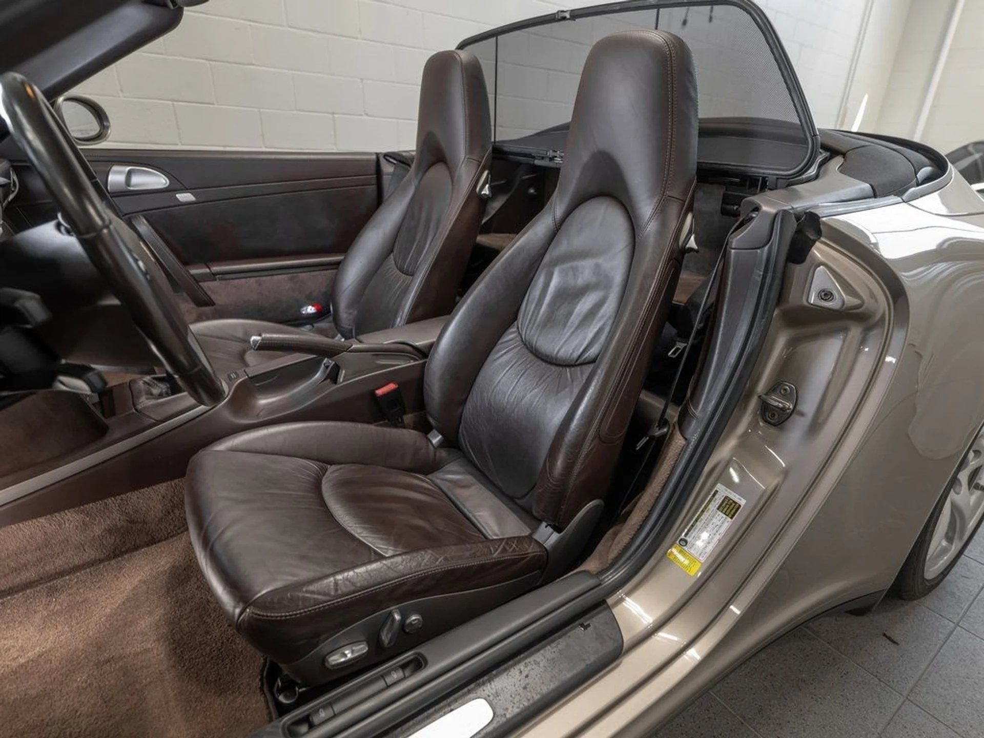 mph013_2219497815_image_14_e496e2e021