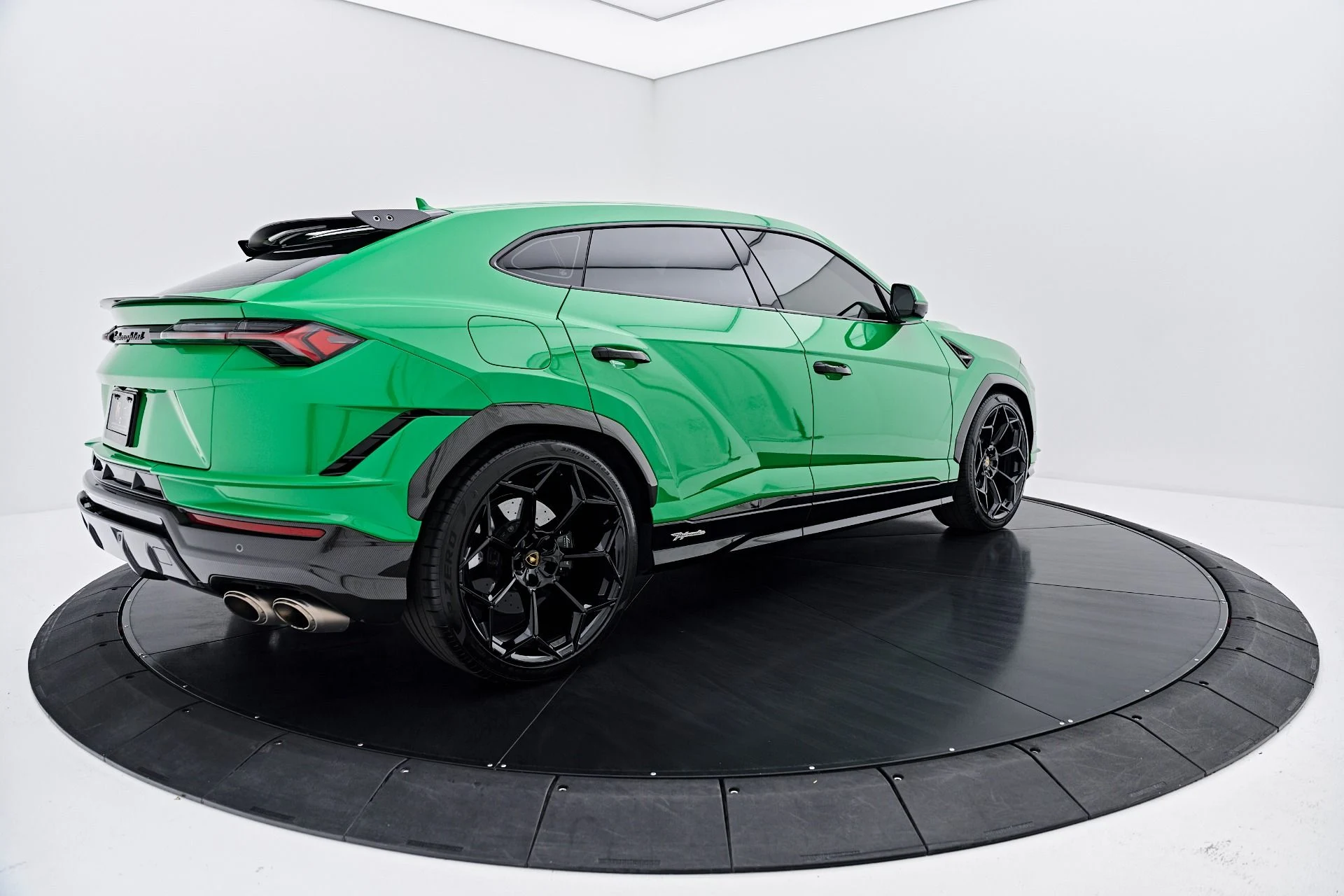 mph013_2219553677_Used_2023_Lamborghini_Urus_Performante_1788571110_d3ae9335ef