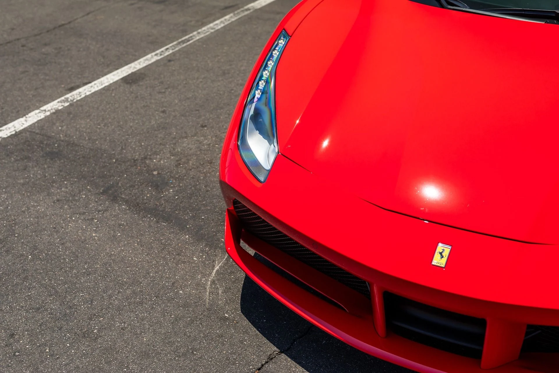 mph013_2220496873_Used_2016_Ferrari_488_GTB_1754854701_8922232fd8