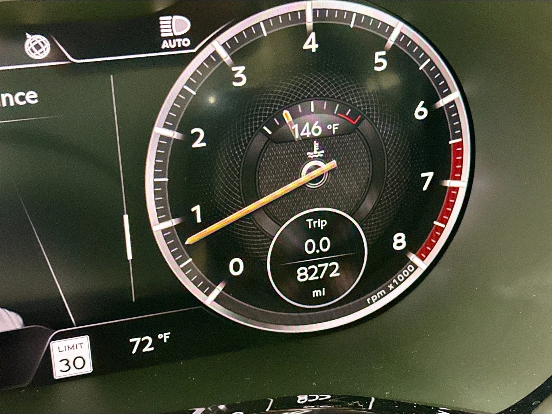 mph013_2234295755_14_1e75c5f199