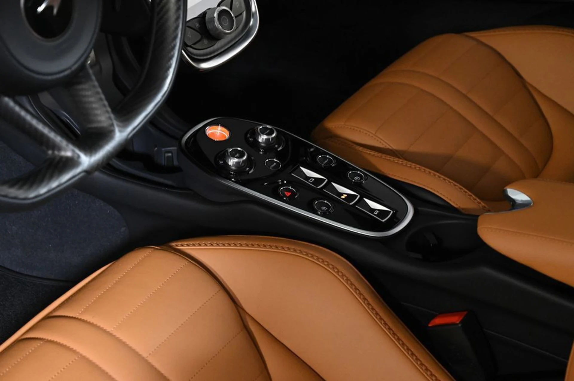 mph013_2236366105_new_2026_mclaren_gts_techluxcoupe_11350_23016374_14_1024_70d9538016