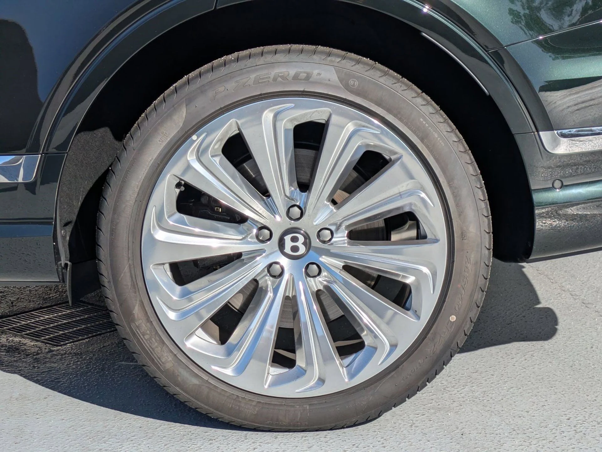 mph013_2244613171_3e214c653b200b013a32ecd9bf32a94ax_9d51ad11f3