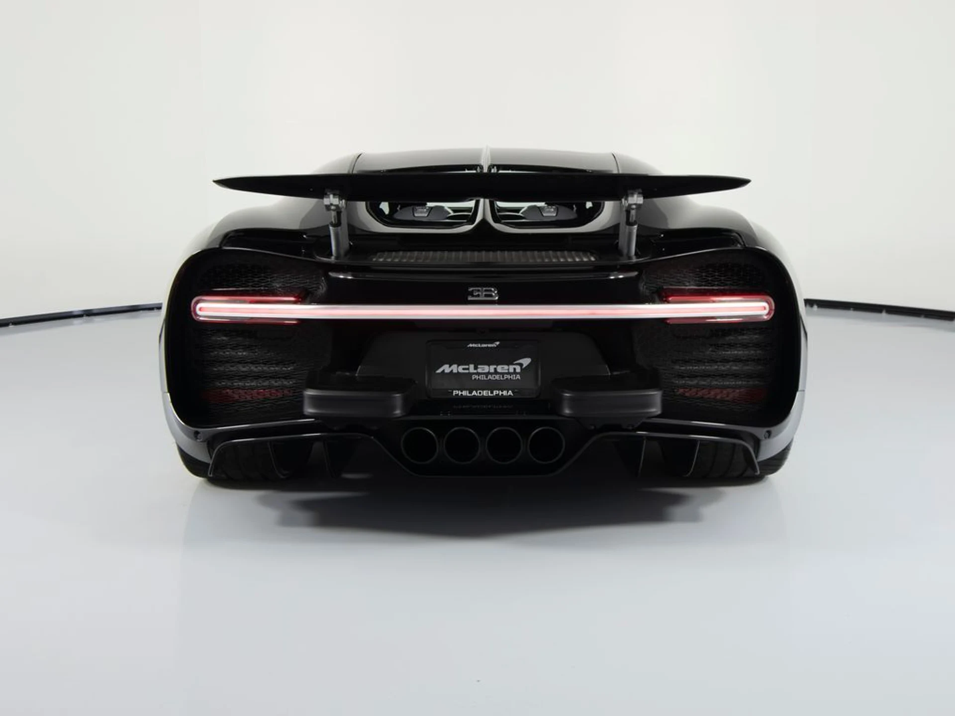 mph013_2244813549_5b1f81a4a1f245e2012d0cbbad761394x_73cc295b5e