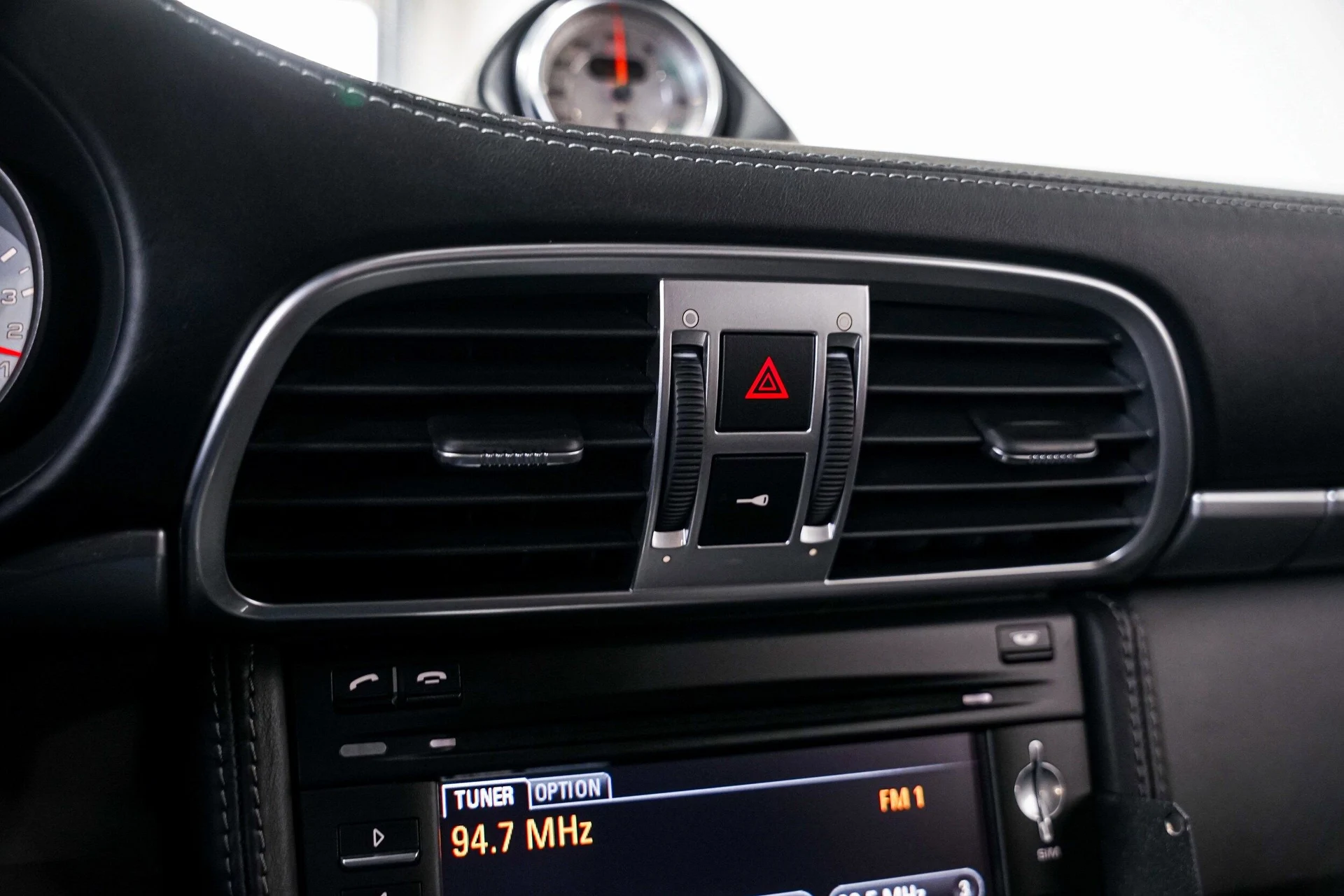 mph013_2247869972_e79faedc8f1ea72a9ddda30d93b88268x_70db784589