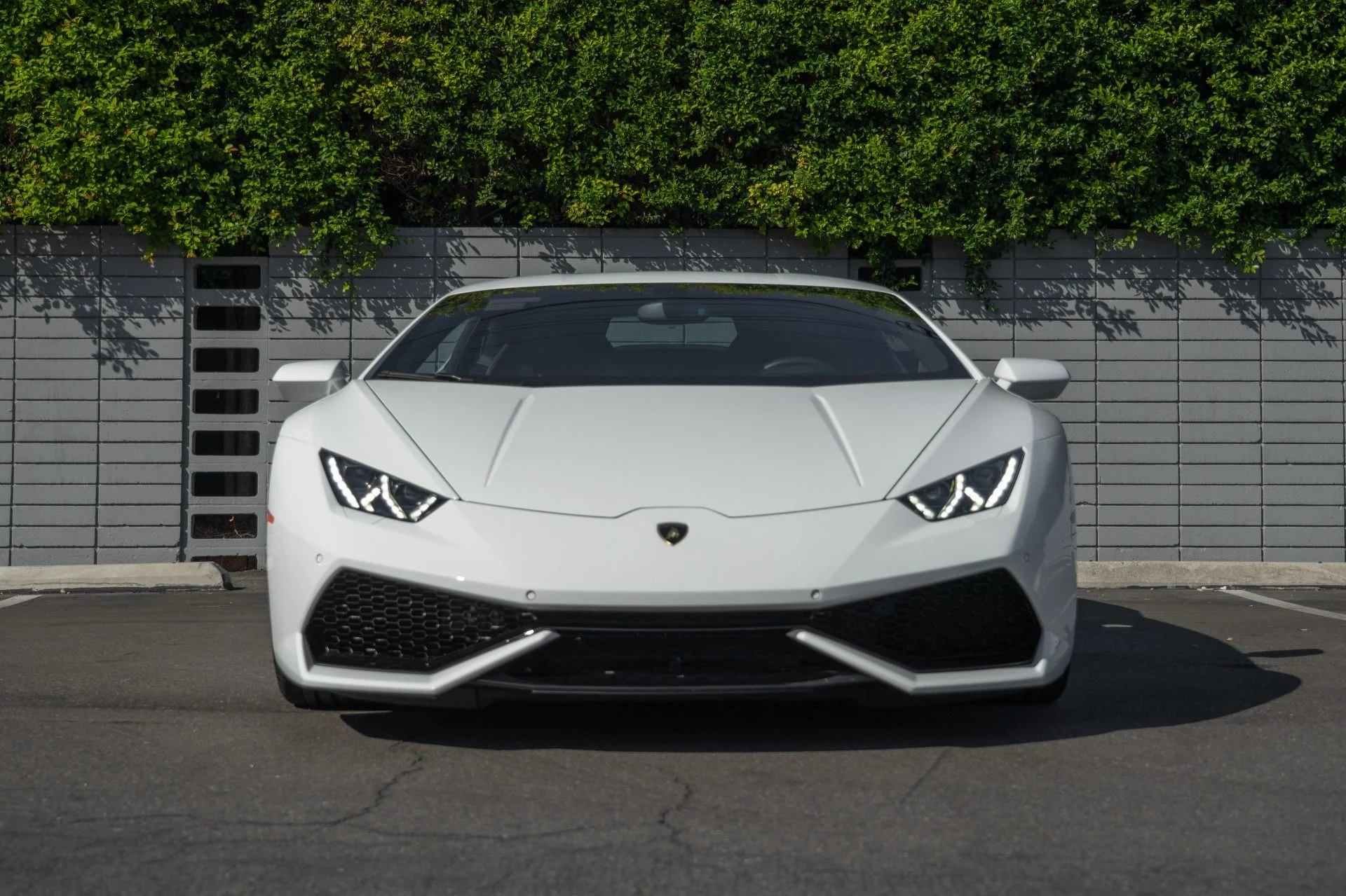 mph013_2257979051_Used_2015_Lamborghini_Huracan_LP_610_4_1761343879_e65ceff9c0