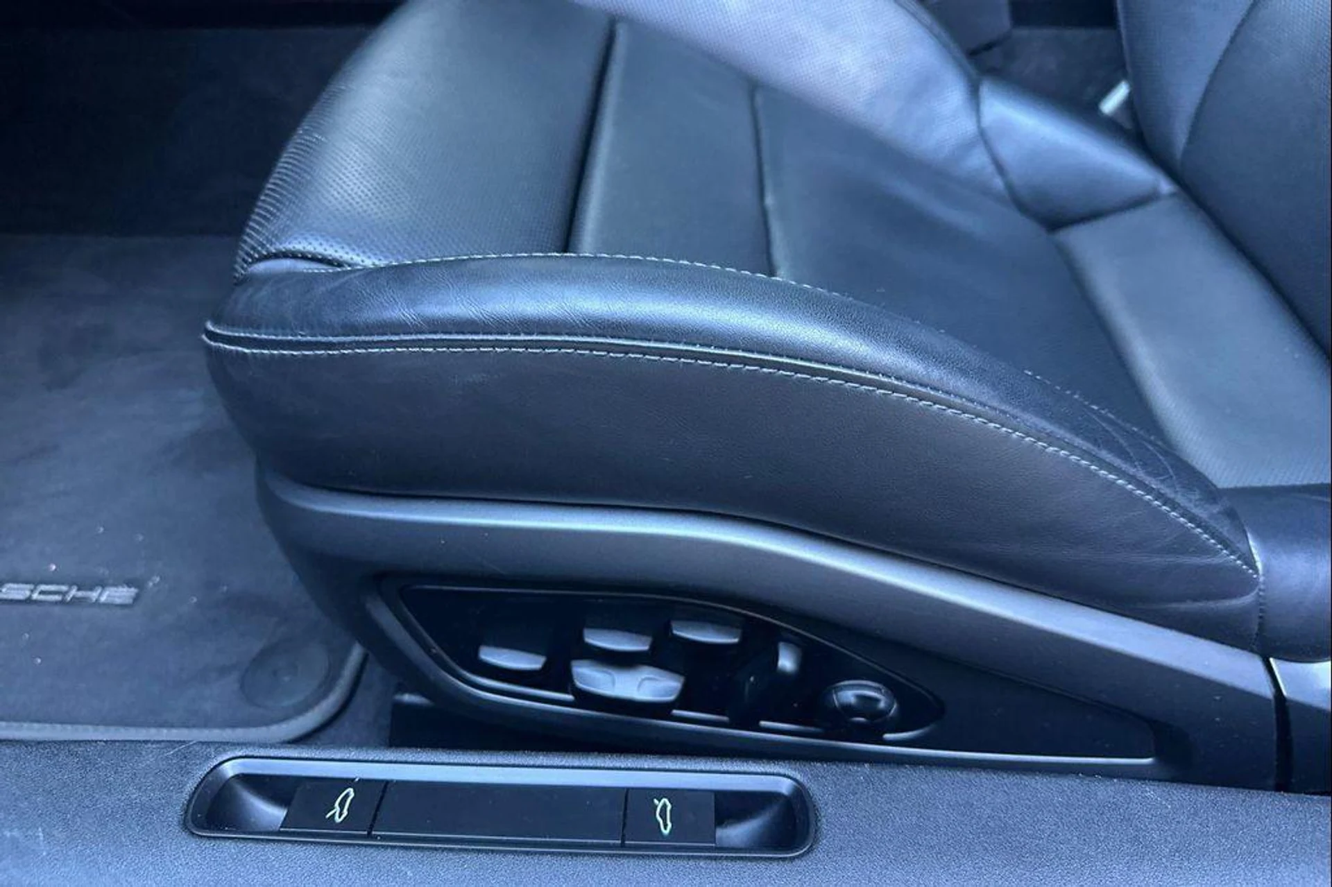 mph013_2258101426_CTQ_4_JA_Hj_UN_FR_09_T_Onx_LUW_Ba_M6_Y_c79e3151b8