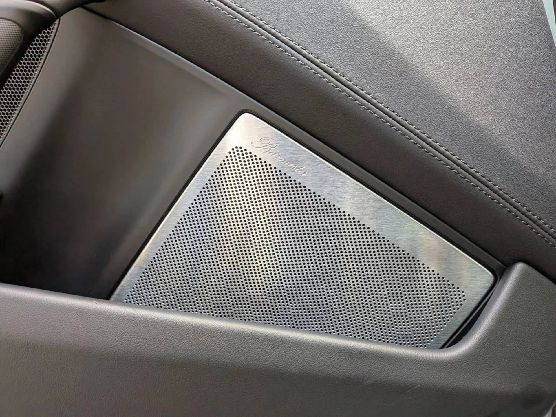 mph013_2261370803_b92c41c3c63fd8679105ab843d31e8ea_9c220ec1b4