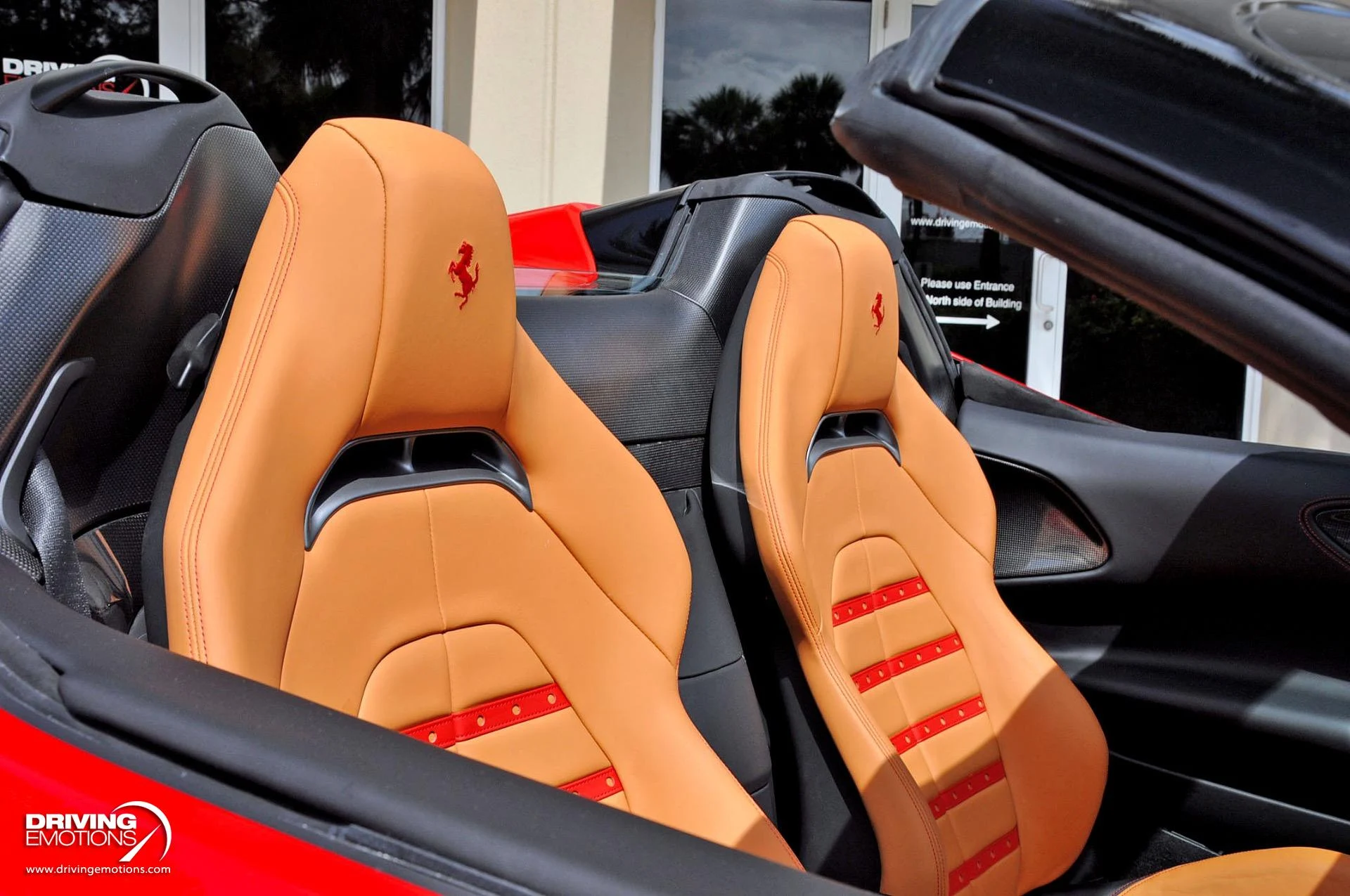 mph013_226400088_860_p14_l_3602704dc9