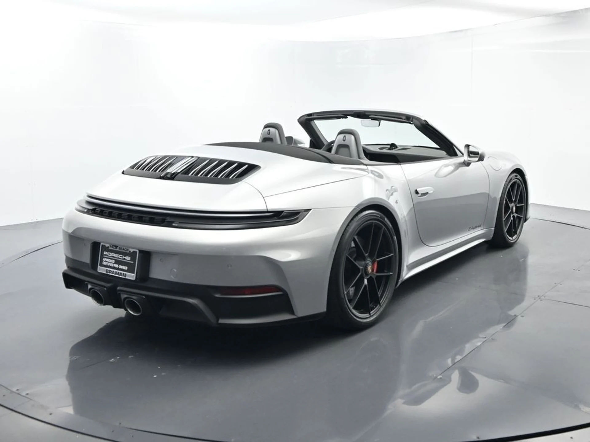 mph013_2268044788_b0fd23b708240abef1cca1dab0657078_3f5eb21c7a