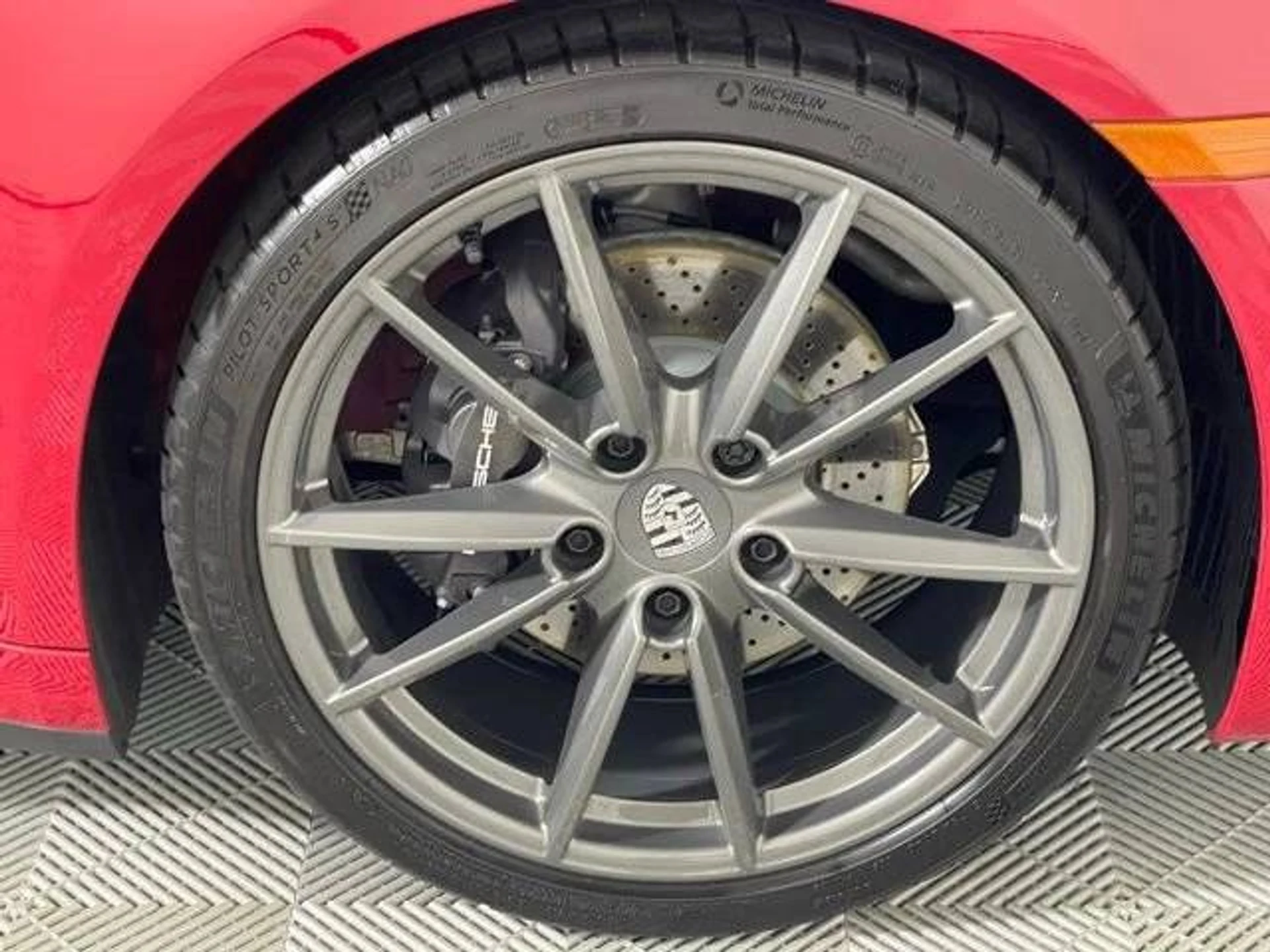 mph013_2275858175_907d09a847af12651dae027cd36e7225x_175b81265b