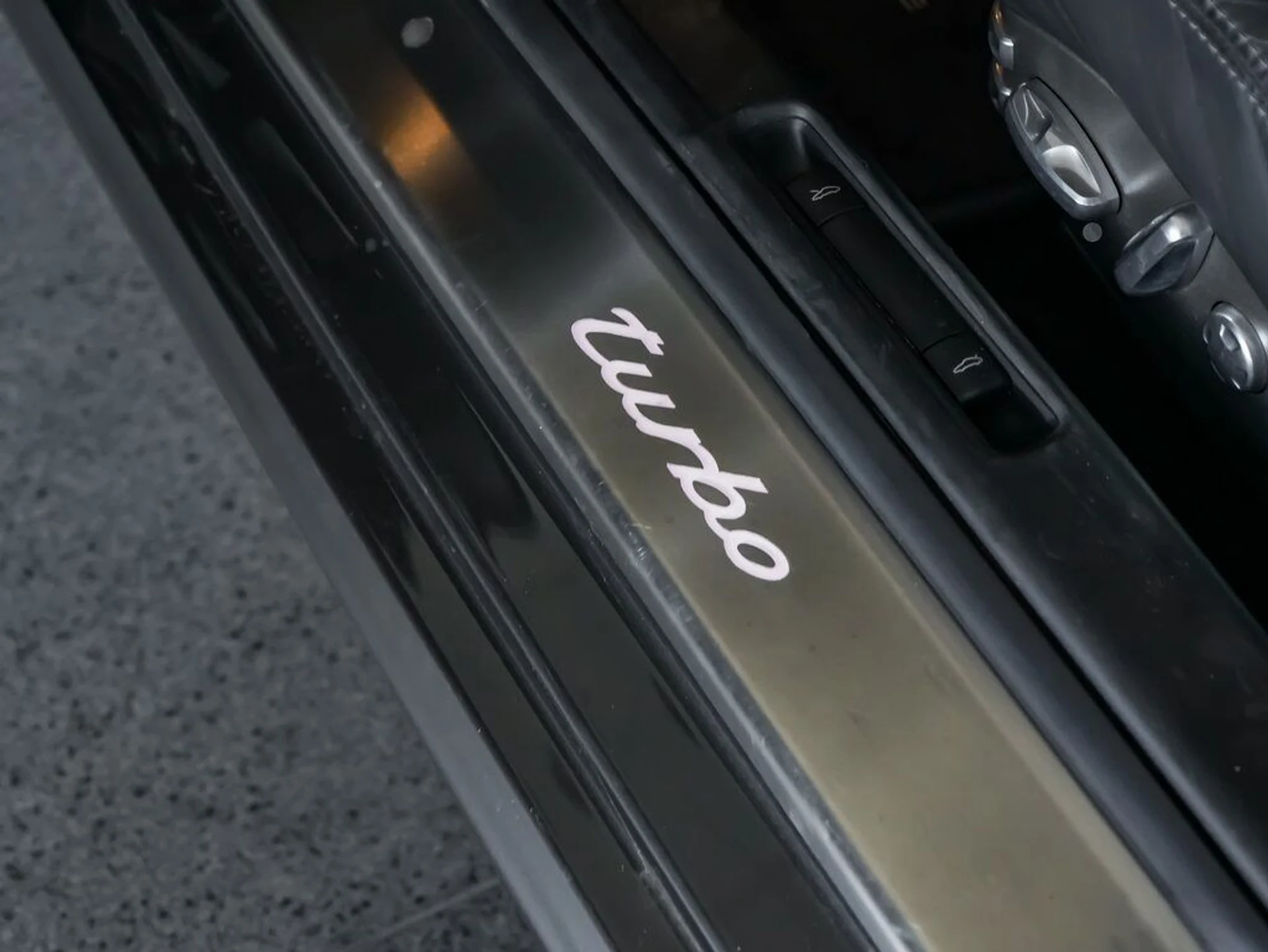 mph013_2277270383_a36c2b71d62c31d02a75d9128062f53c_566f08fa45