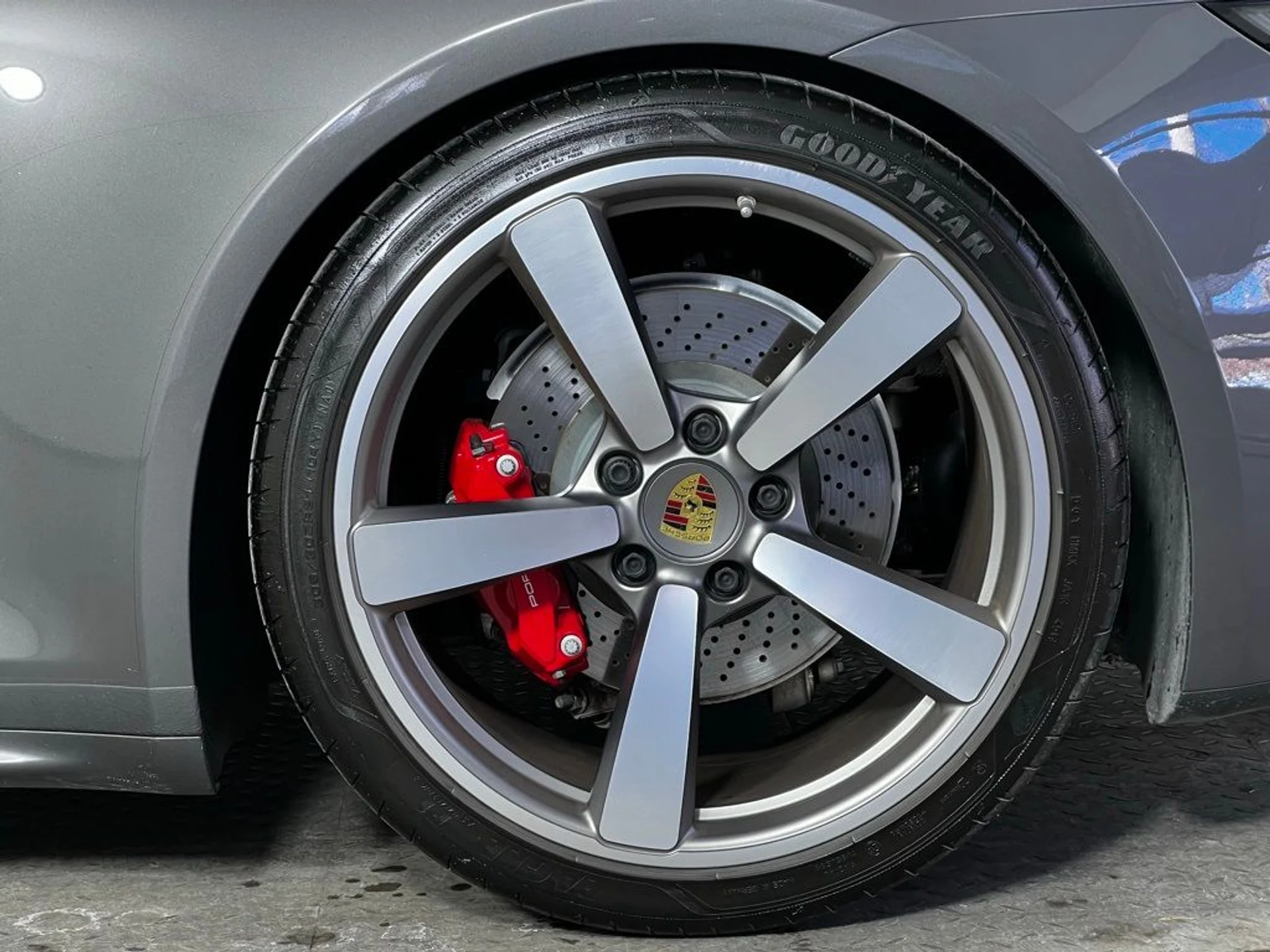 mph013_2279740994_5f08421fc694d5d5a6ea4997540009b7_e4c459988b