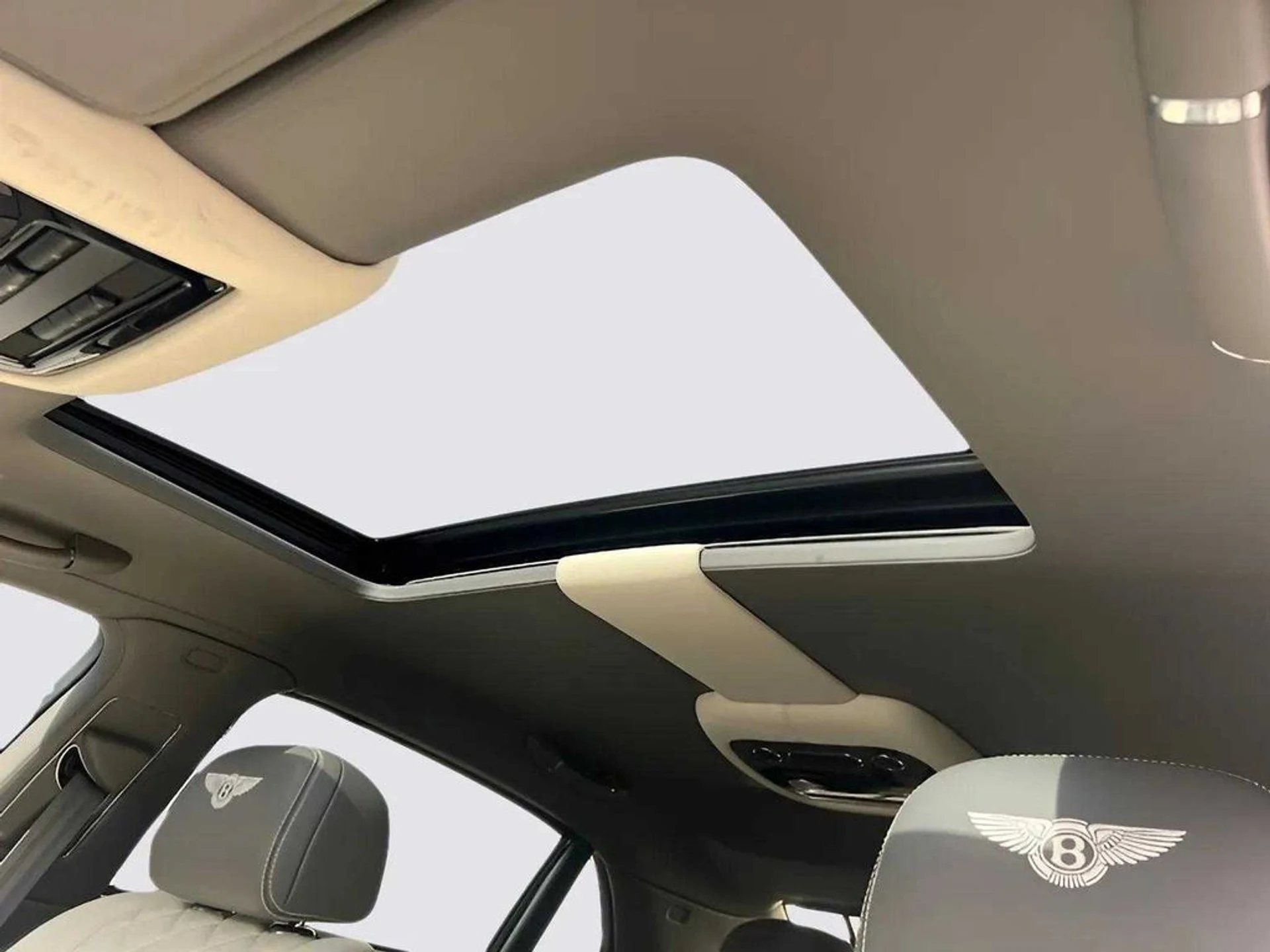 mph013_2279944935_f1c25016ddaaa05dcf109fbc9319046ex_7974a4979a