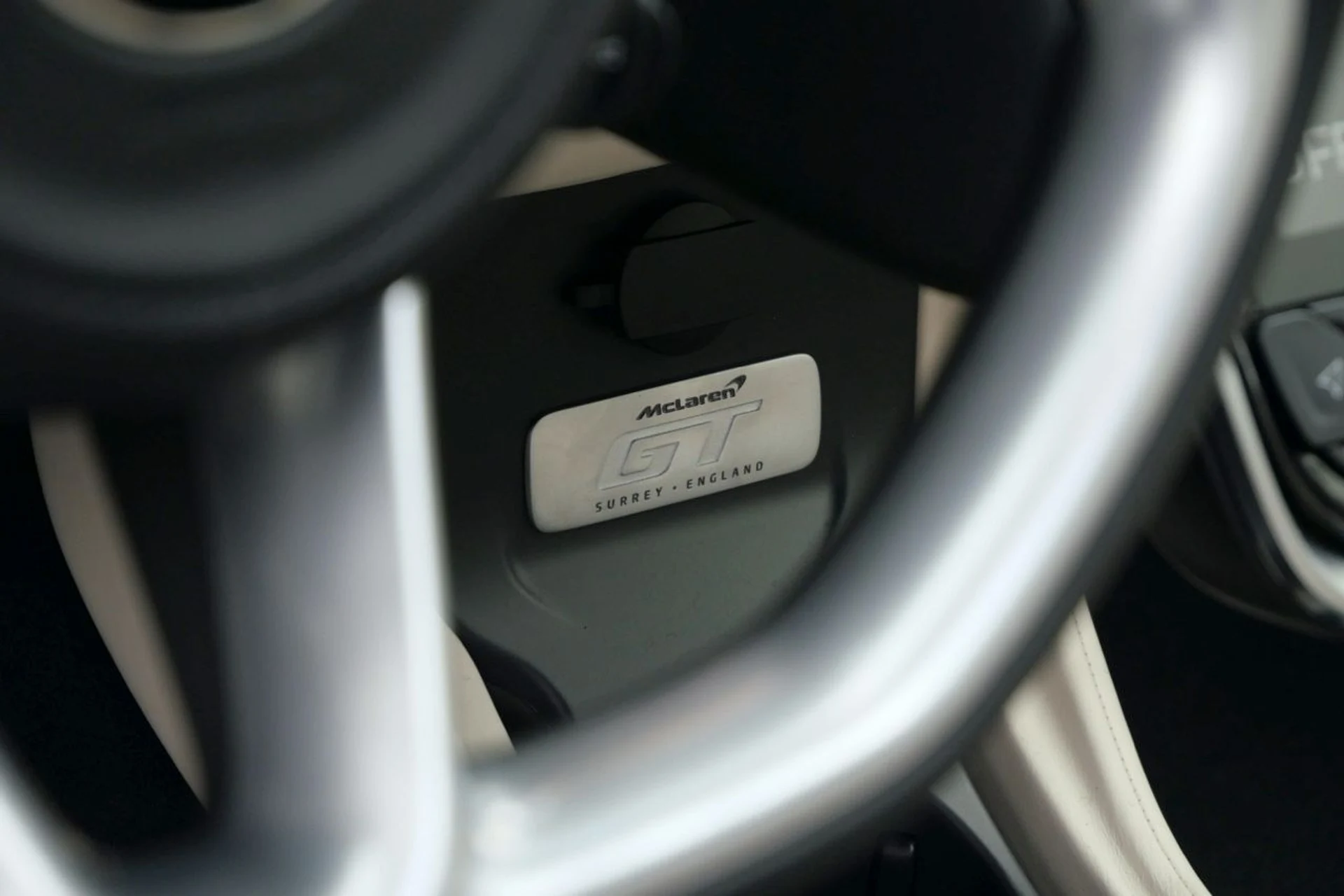 mph013_2280906176_9951c815c3ab7ee5efc5618e0eb41671x_5aeba0f720