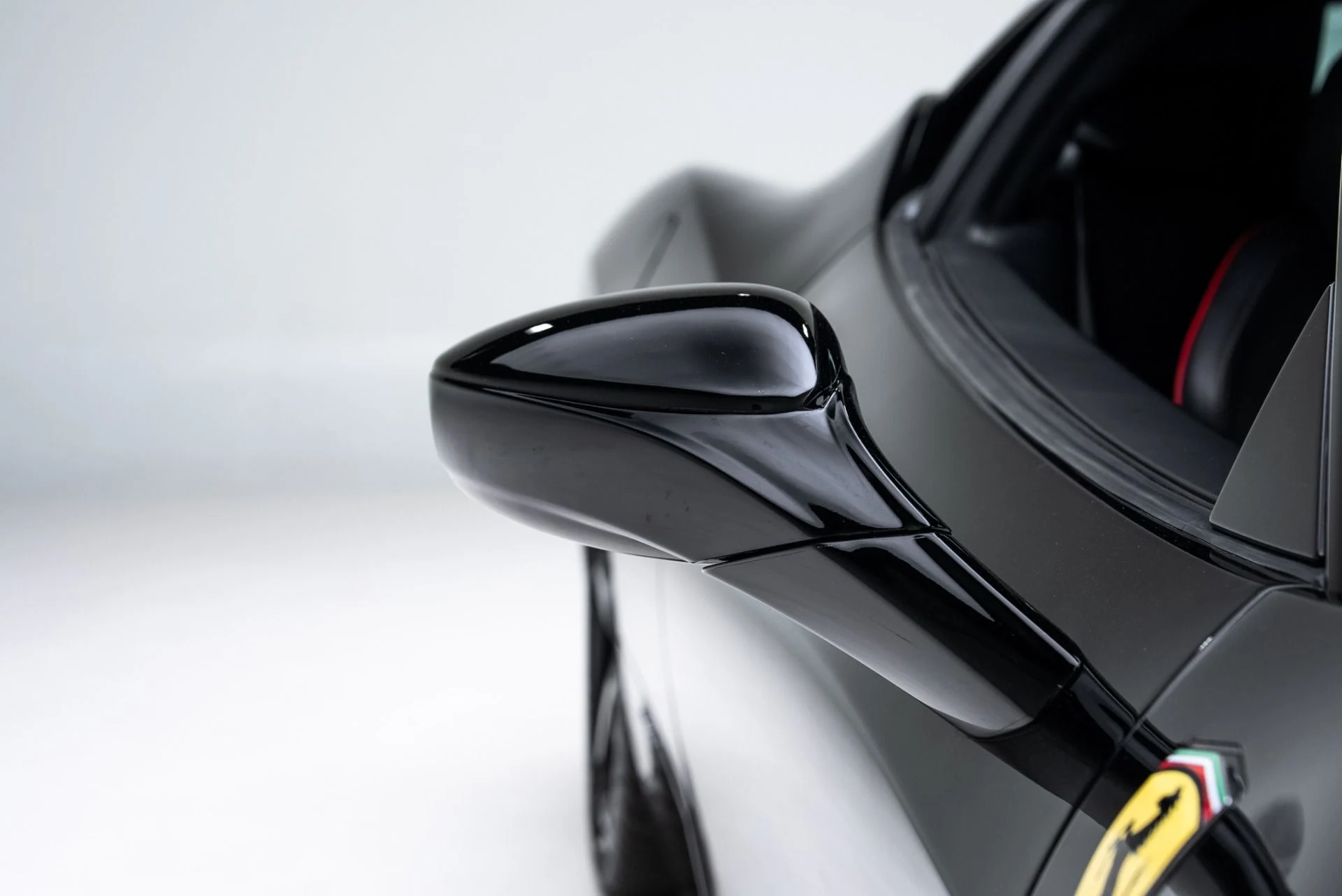 mph013_2289824509_Used_2010_Ferrari_458_Italia_1775250698_8997d5765e