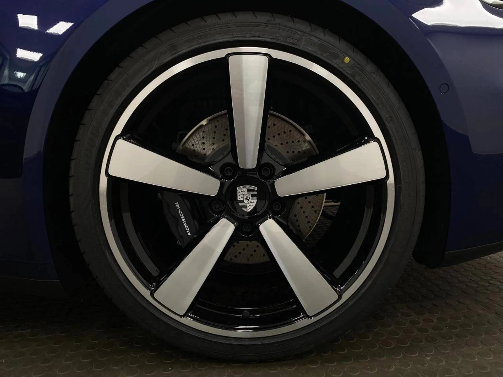 mph013_2293982533_1280_355f247c3a