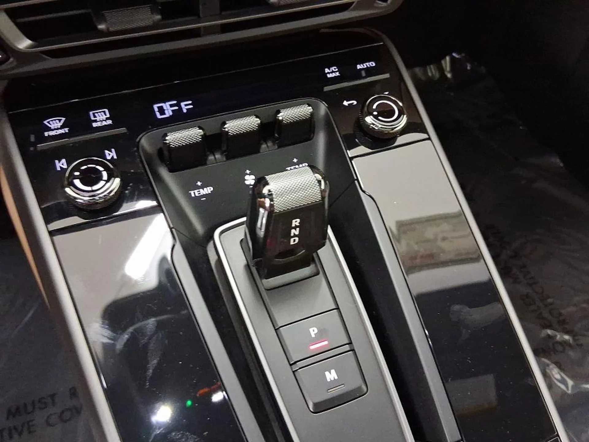 mph013_2300427261_Mbbr_mbajdh_V8_Wyxbe_KUF_Gna_Tzw_d2926b6047