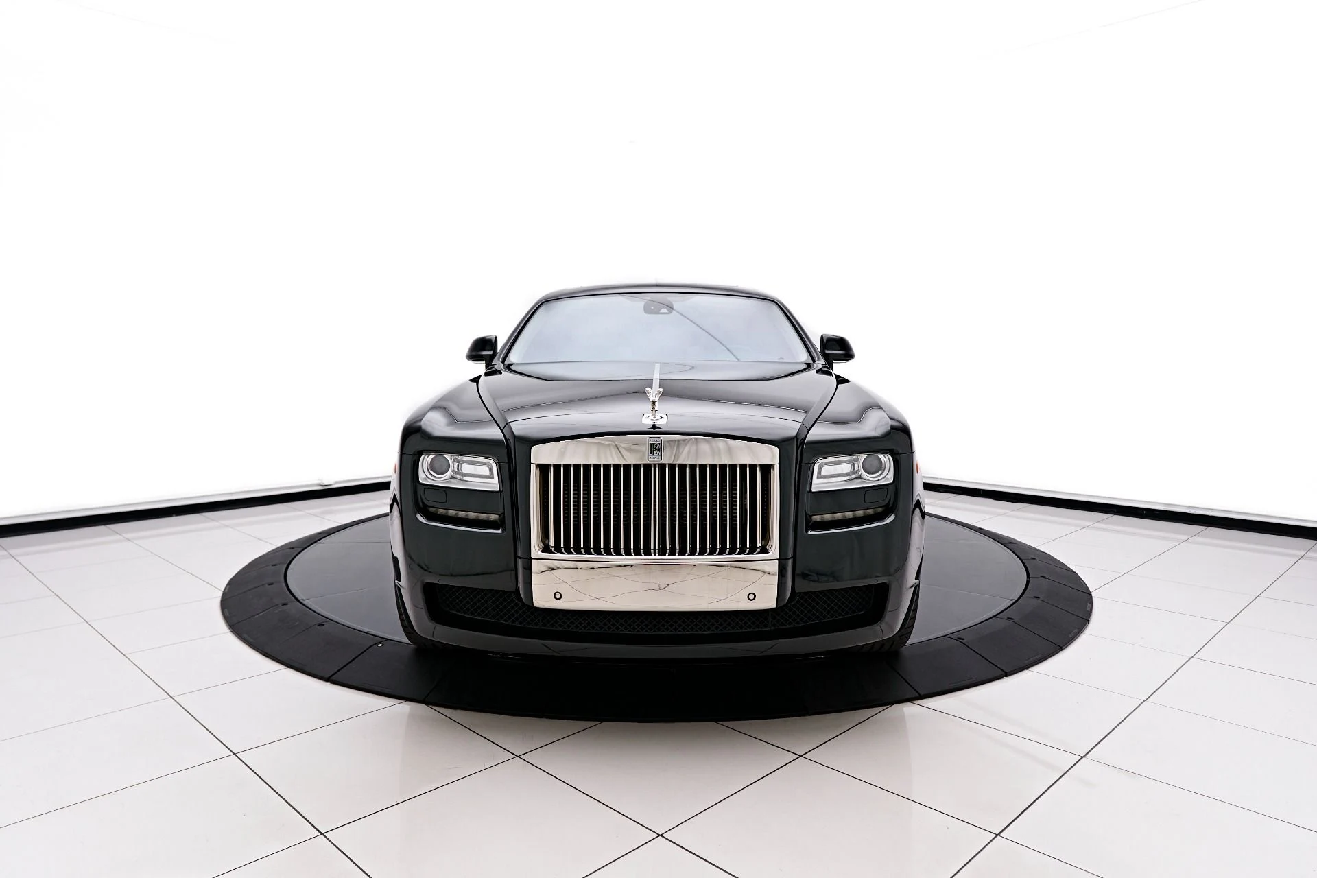 mph013_2302919595_Used_2012_Rolls_Royce_Ghost_Base_1690494640_a49a5d29a1