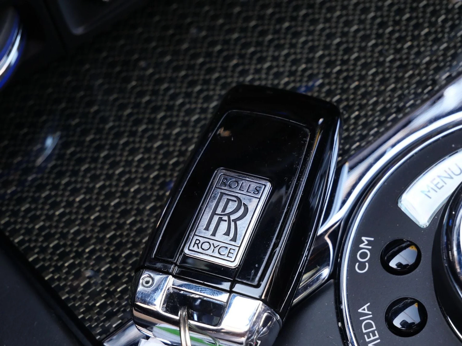 mph013_2306133735_4cd75524749e7973917135f96bf5c702x_4a39a96e89