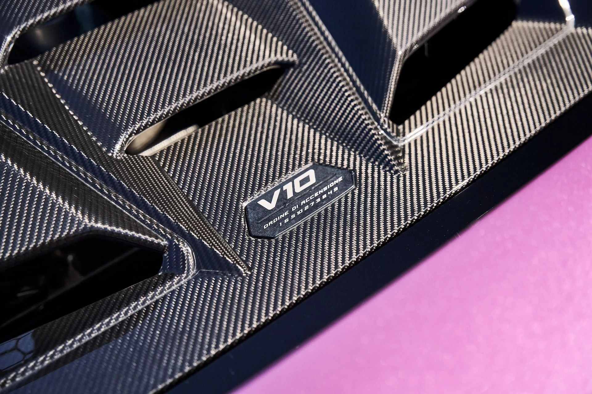 mph013_2314753692_Used_2023_Lamborghini_Huracan_Tecnica_Base_1781137485_6388f9d18b