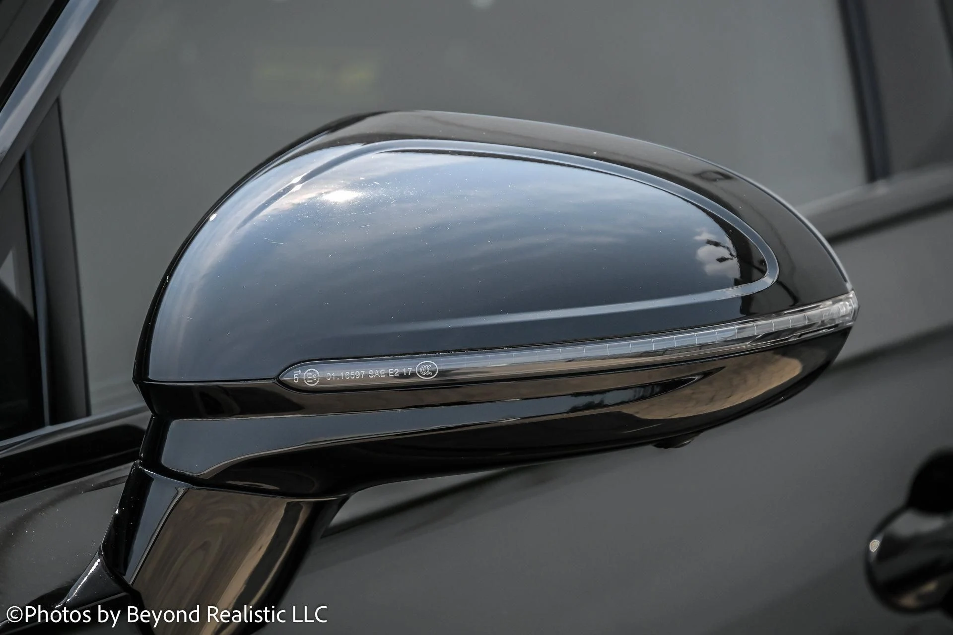 mph013_2317923638_Used_2024_Bentley_Flying_Spur_Edition_8_1754380805_e0d255c9ec