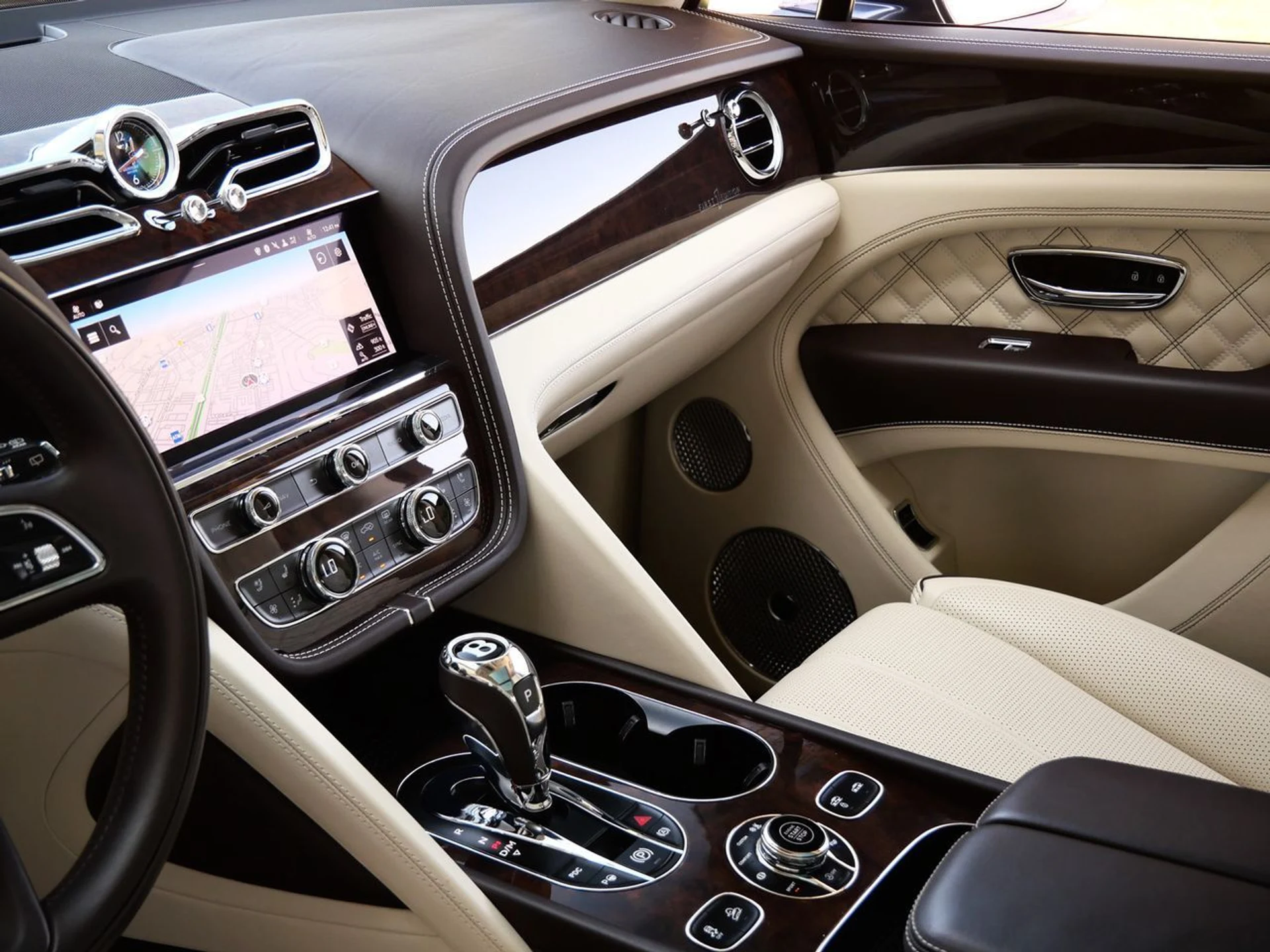 mph013_2318315911_98ae13459d76f16a601bd2e49493ca82x_de36da36fd