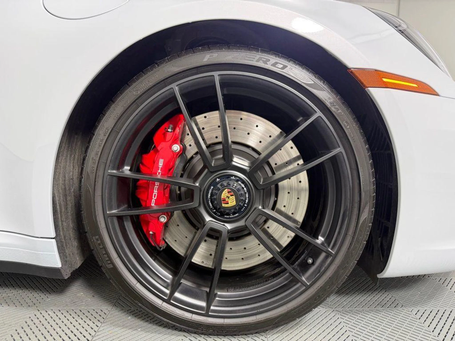 mph013_2324625568_FR_Swo7n_P_Crxtl_Qrz_JW_0_MN_Ki_Bvr_A_cc0db30e7d