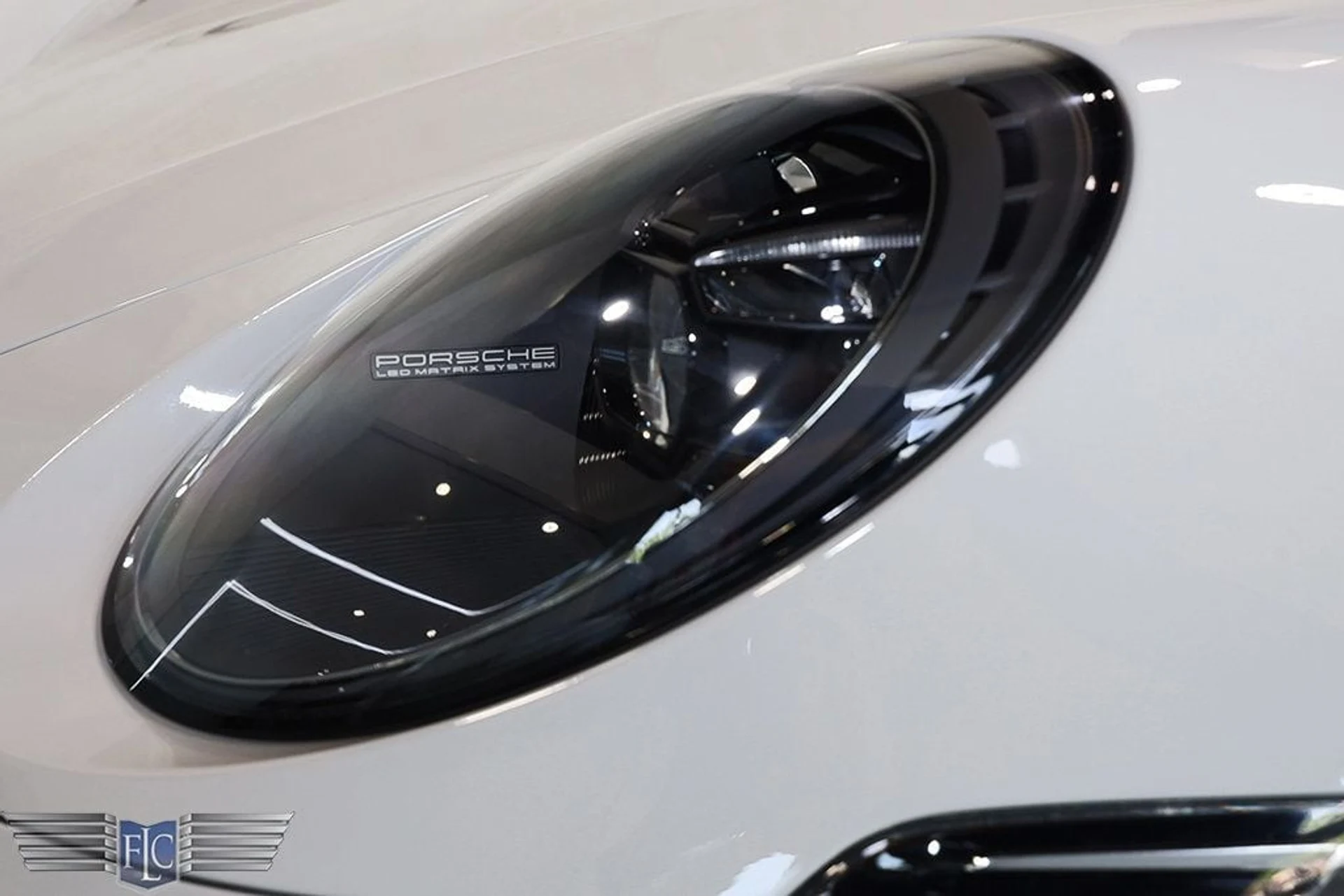 mph013_2327642910_used_2023_porsche_911_turboscabriolet_9689_22869008_14_1024_169811cf74