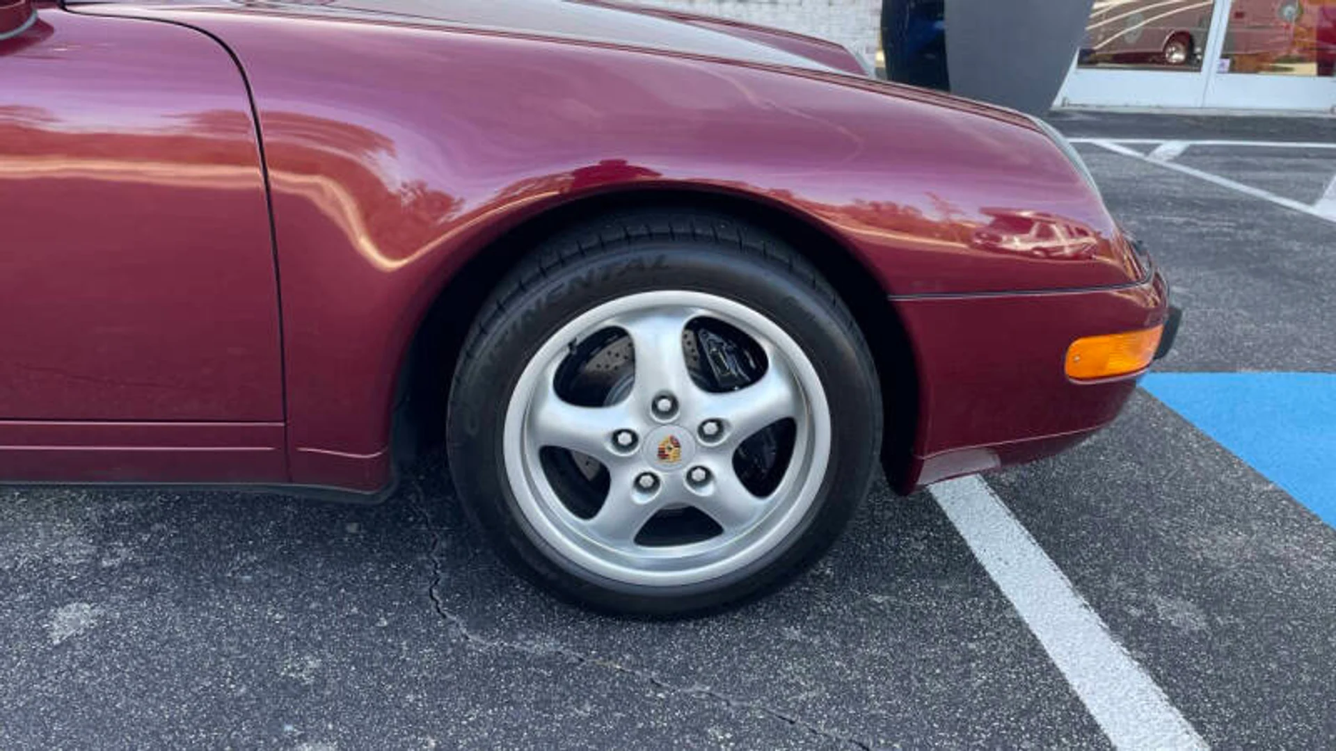 mph013_2339957906_1997_porsche_911_carrera_2dr_convertible_83df73ee61