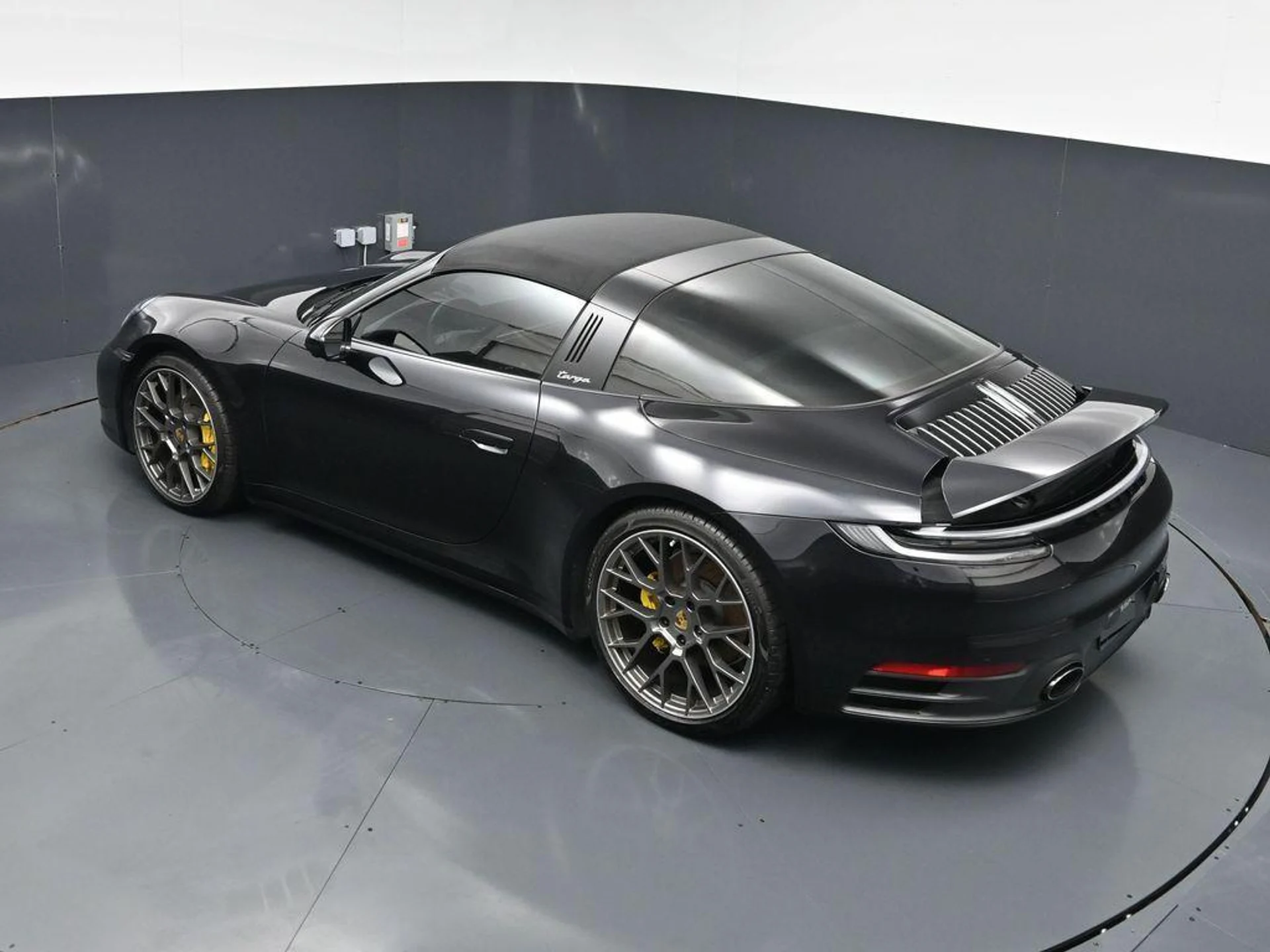 mph013_2343747834_vtk25_A_Dc2r_JM_Qy_M_Ya_E_Dx_PMY_7g_2977620411