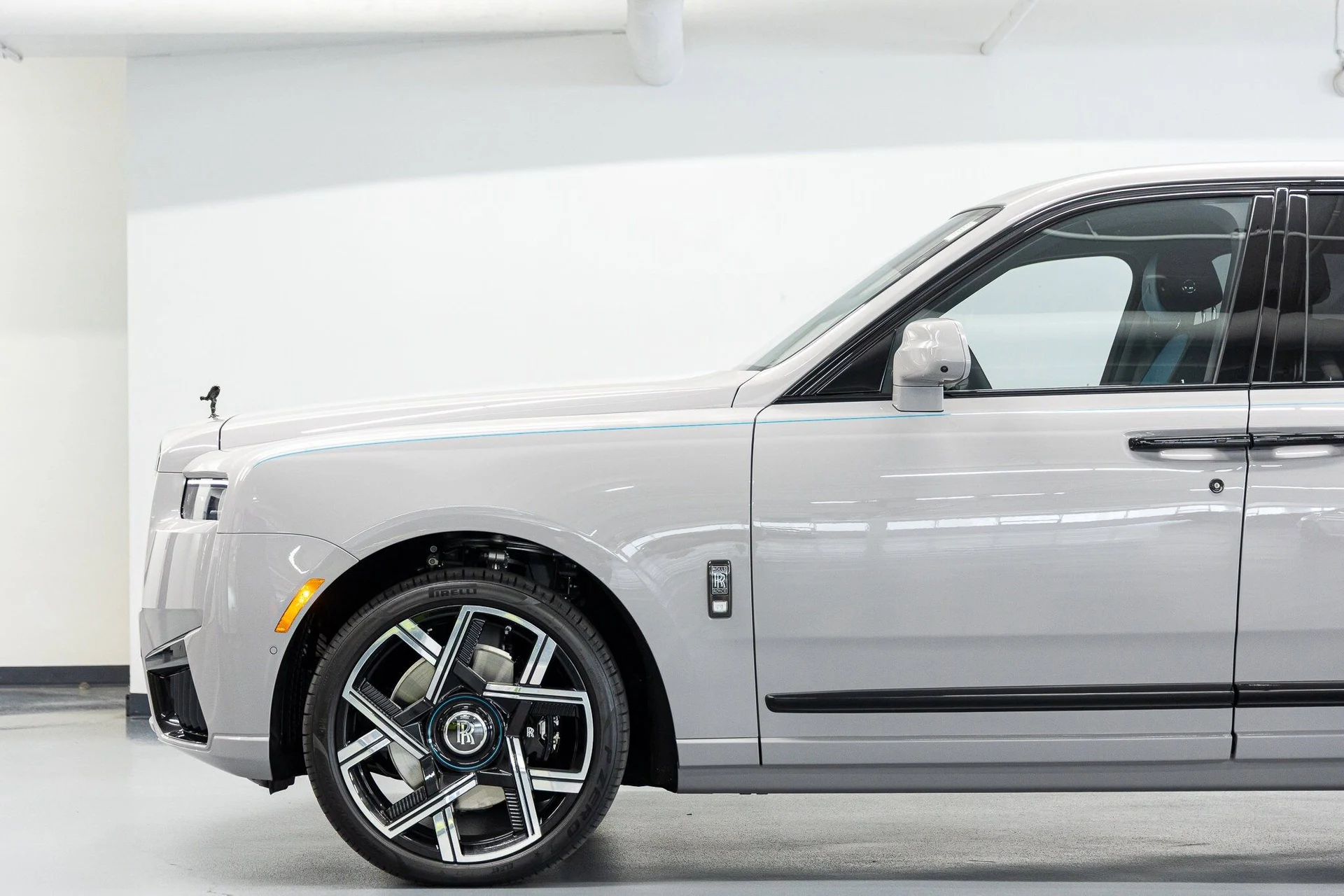 mph013_2345942208_4e157ac8d08560d5126c2db994f05360x_8a352d9995