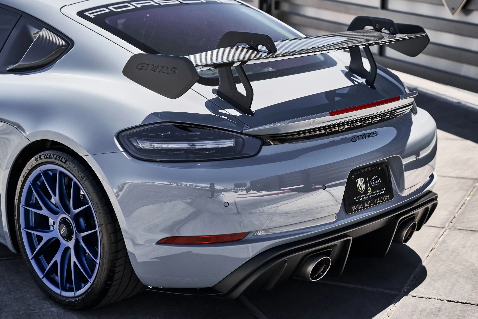 mph013_2347088562_Used_2023_Porsche_718_Cayman_GT_4_RS_1786209659_1027efb0fb