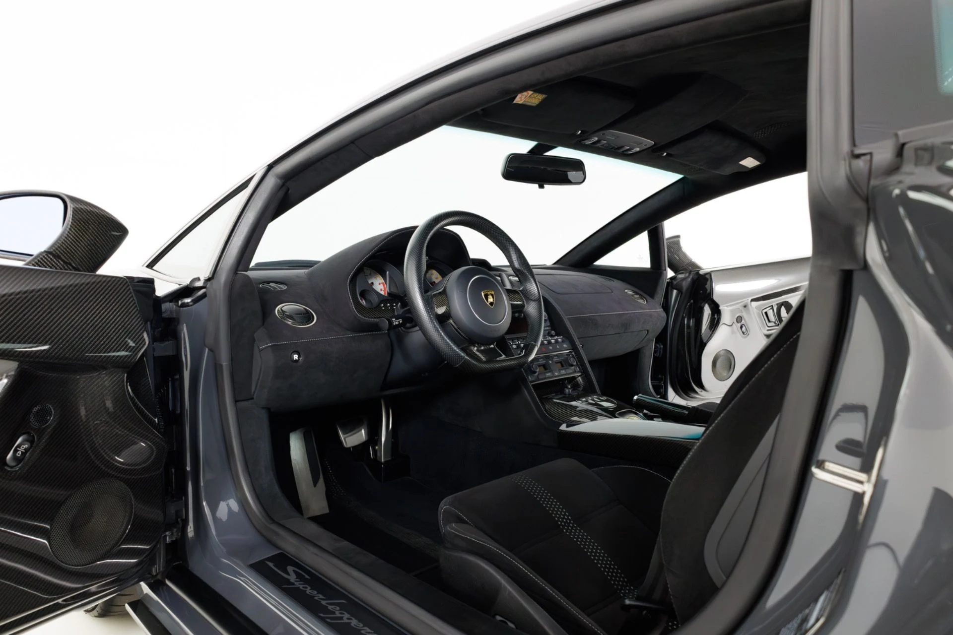 mph013_2357152167_Used_2008_Lamborghini_Gallardo_Superleggera_1775229366_10b5ecb51b