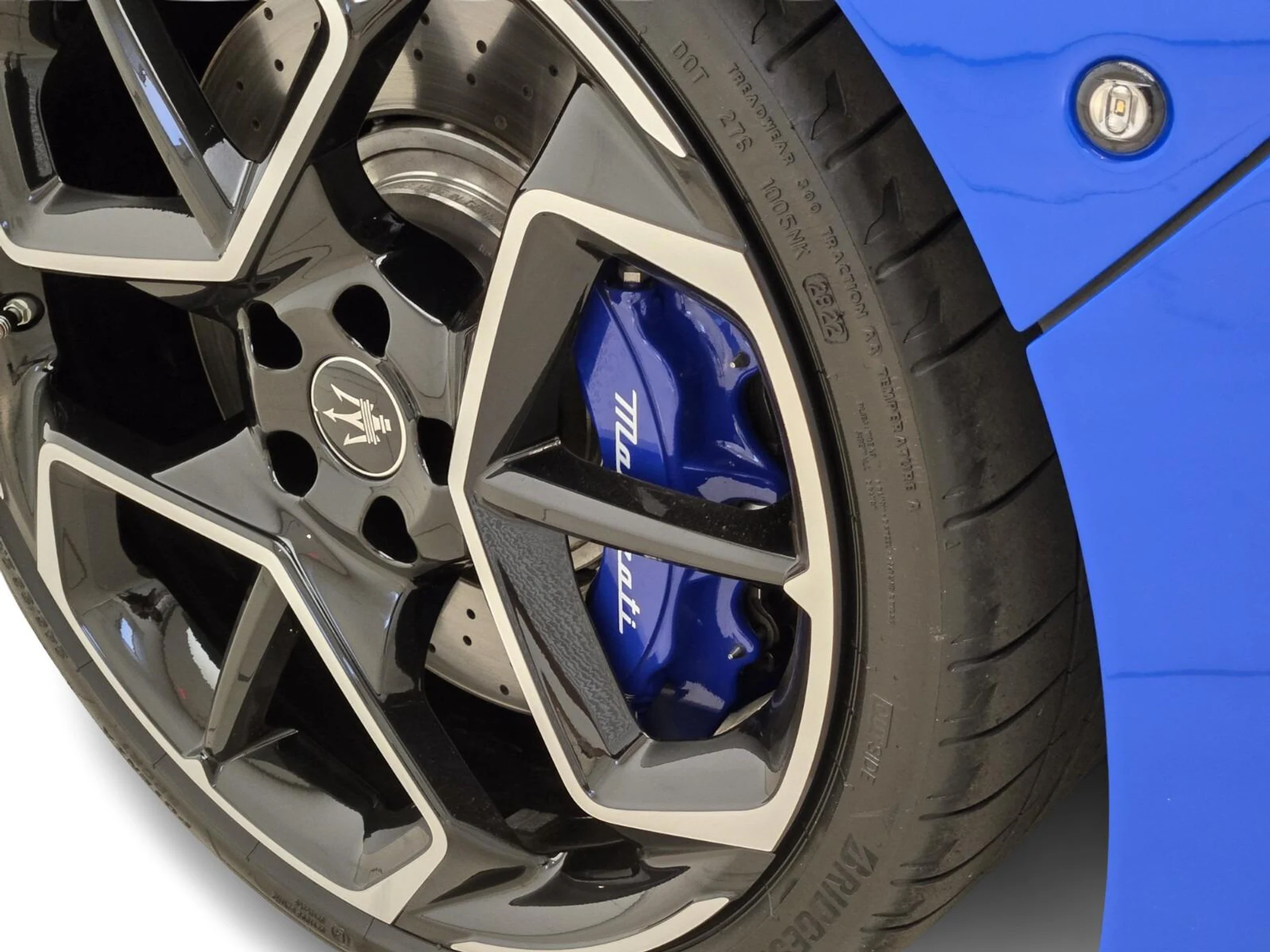 mph013_2361093852_Used_2023_Maserati_MC_20_1753164704_de660d9976