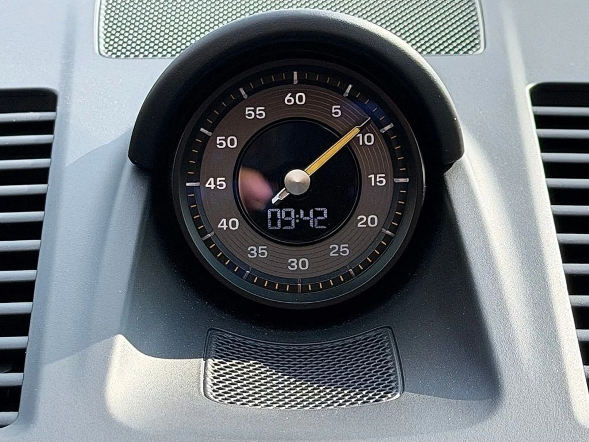 mph013_2361096197_8d8f72f3adf77609e8a25535b67e9ed0x_1e088683ca