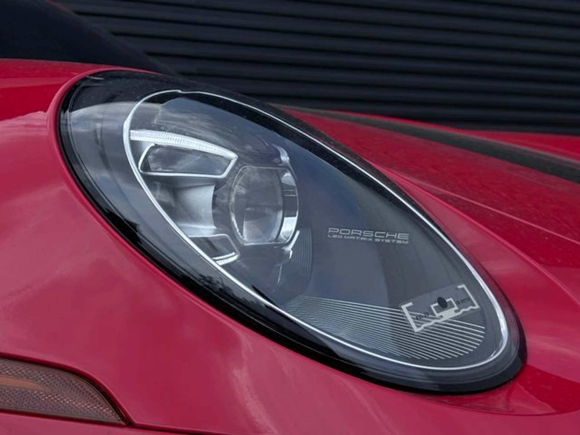 mph013_2361964464_7251ed638c626a40d465d8ffa4c6e507x_b0d1d7704e