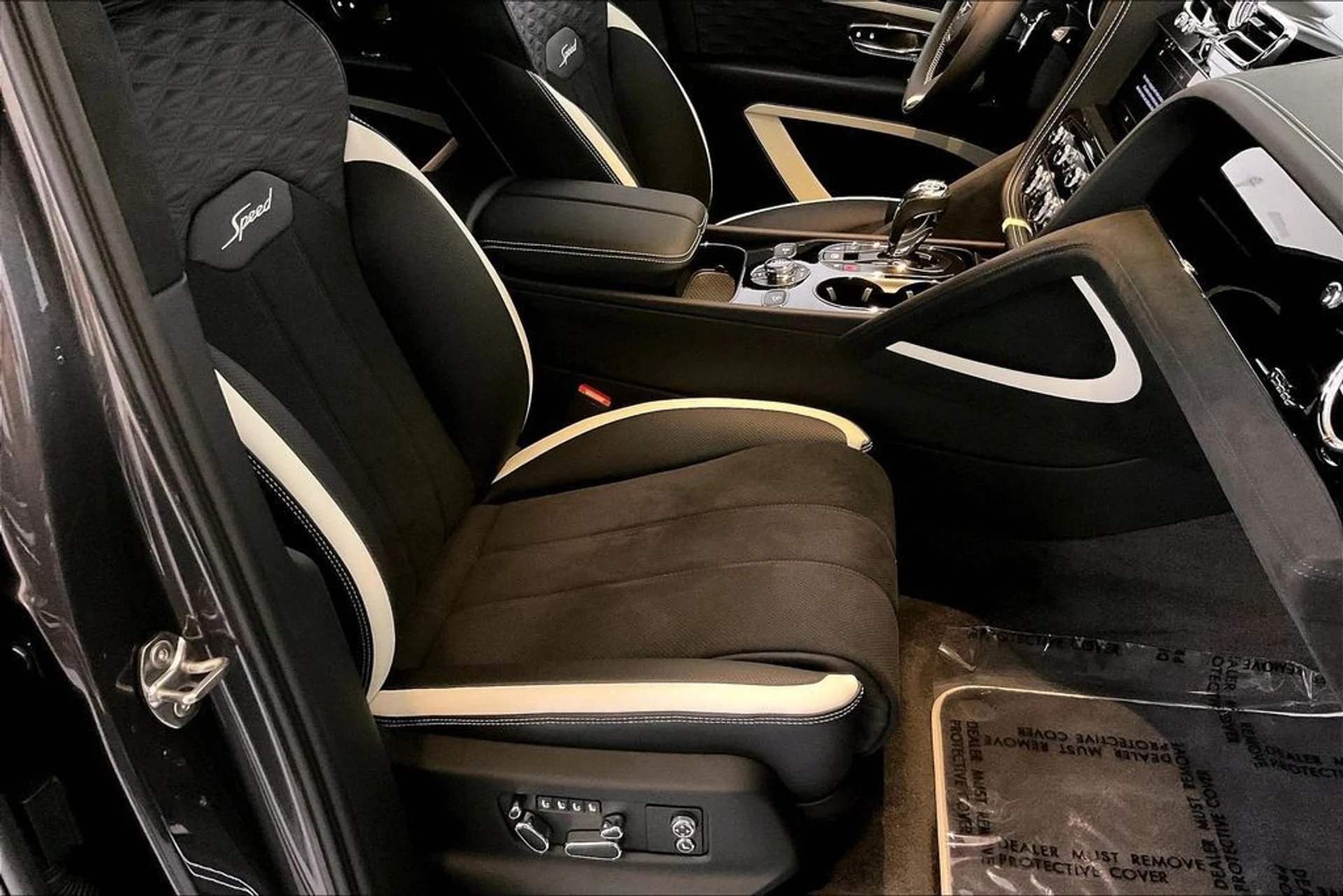 mph013_2370423944_e4011f349c73506e8466ad58b8ab3807x_8f20fc65e7