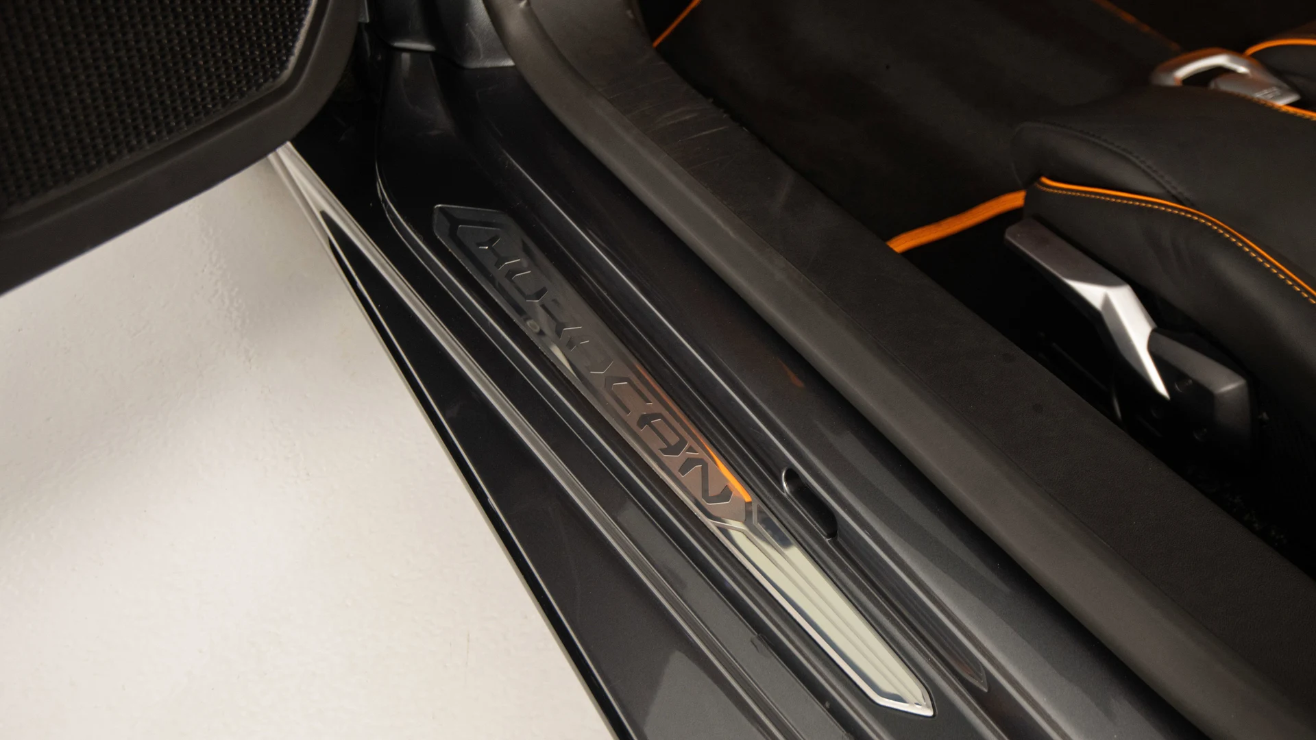 mph013_2375035757_63db88b24c10414fa7e1bc82c948538e_cccd5bbaea