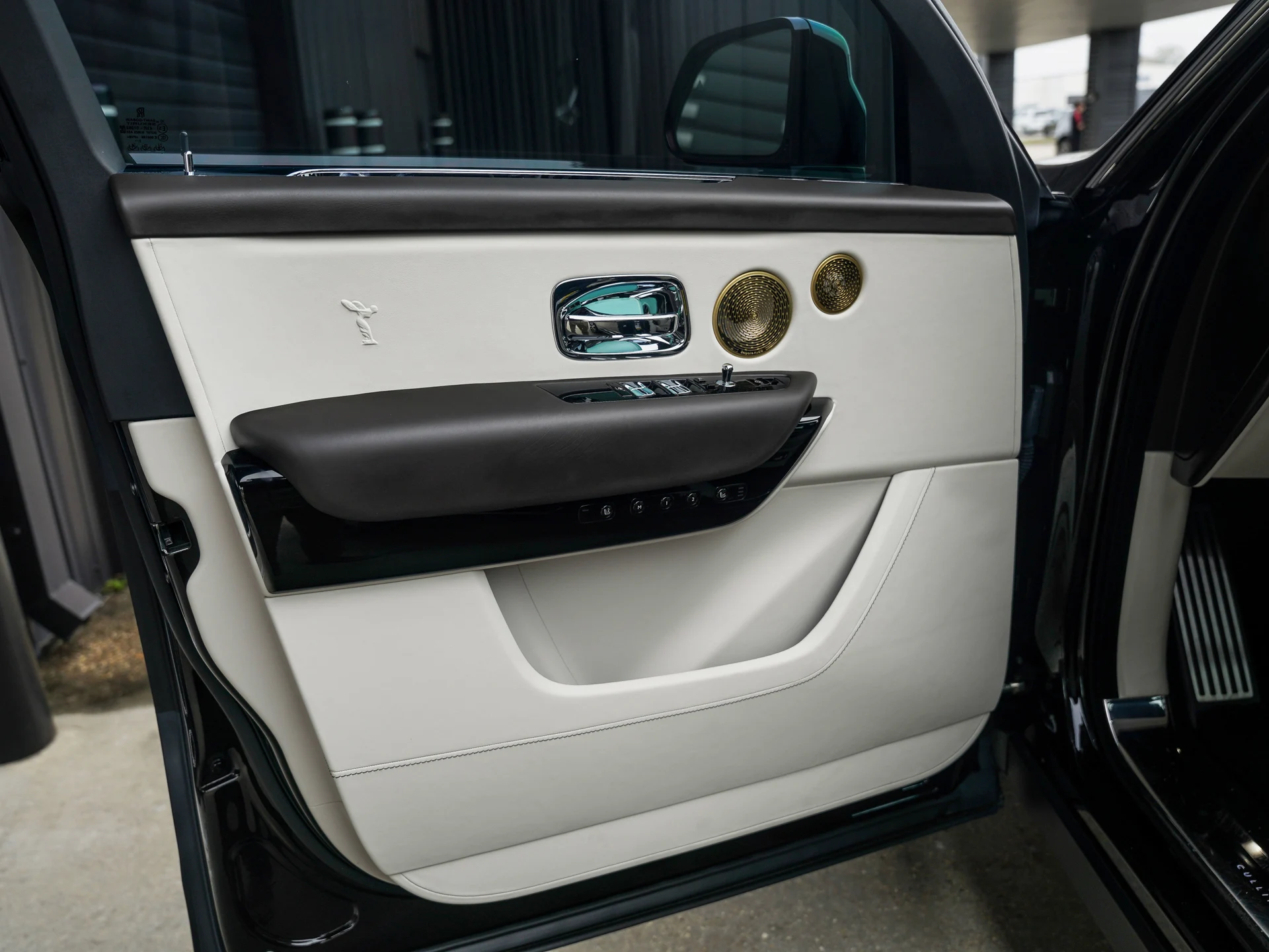 mph013_2378920156_14_a661359338