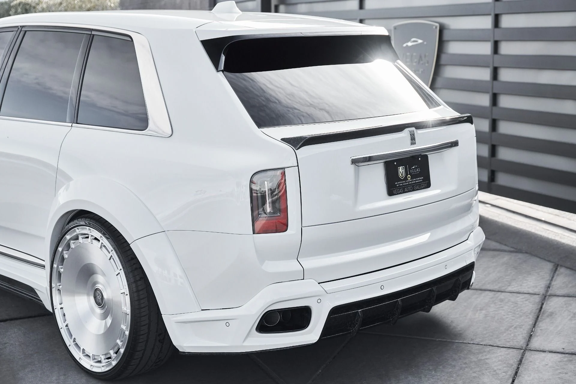 mph013_2381459143_Used_2025_Rolls_Royce_Cullinan_Base_1771003460_51879b6852