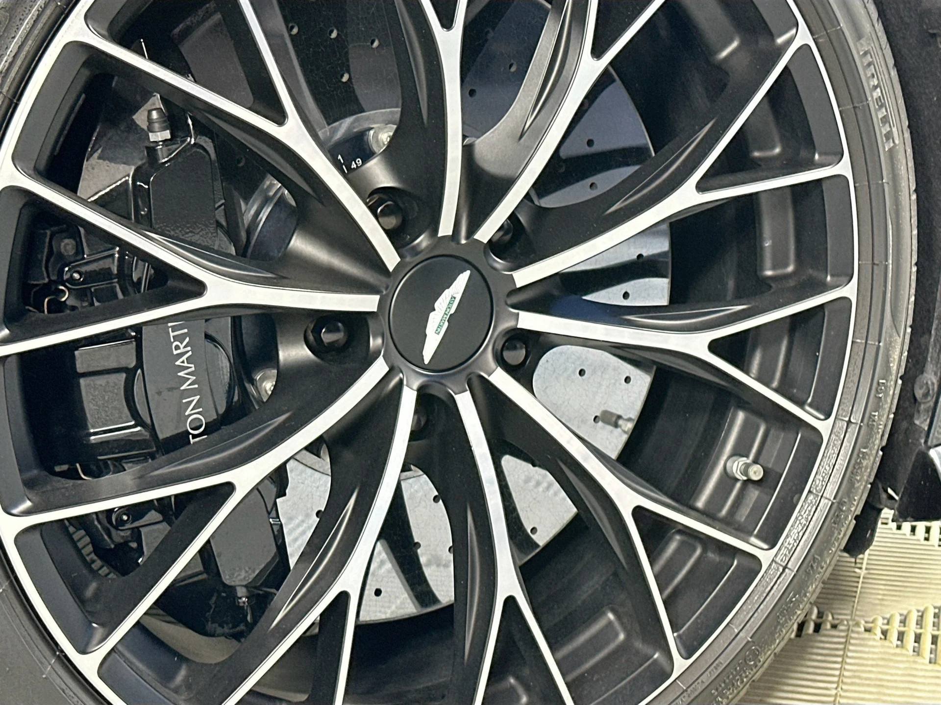 mph013_2381494557_14_e1f195acb0