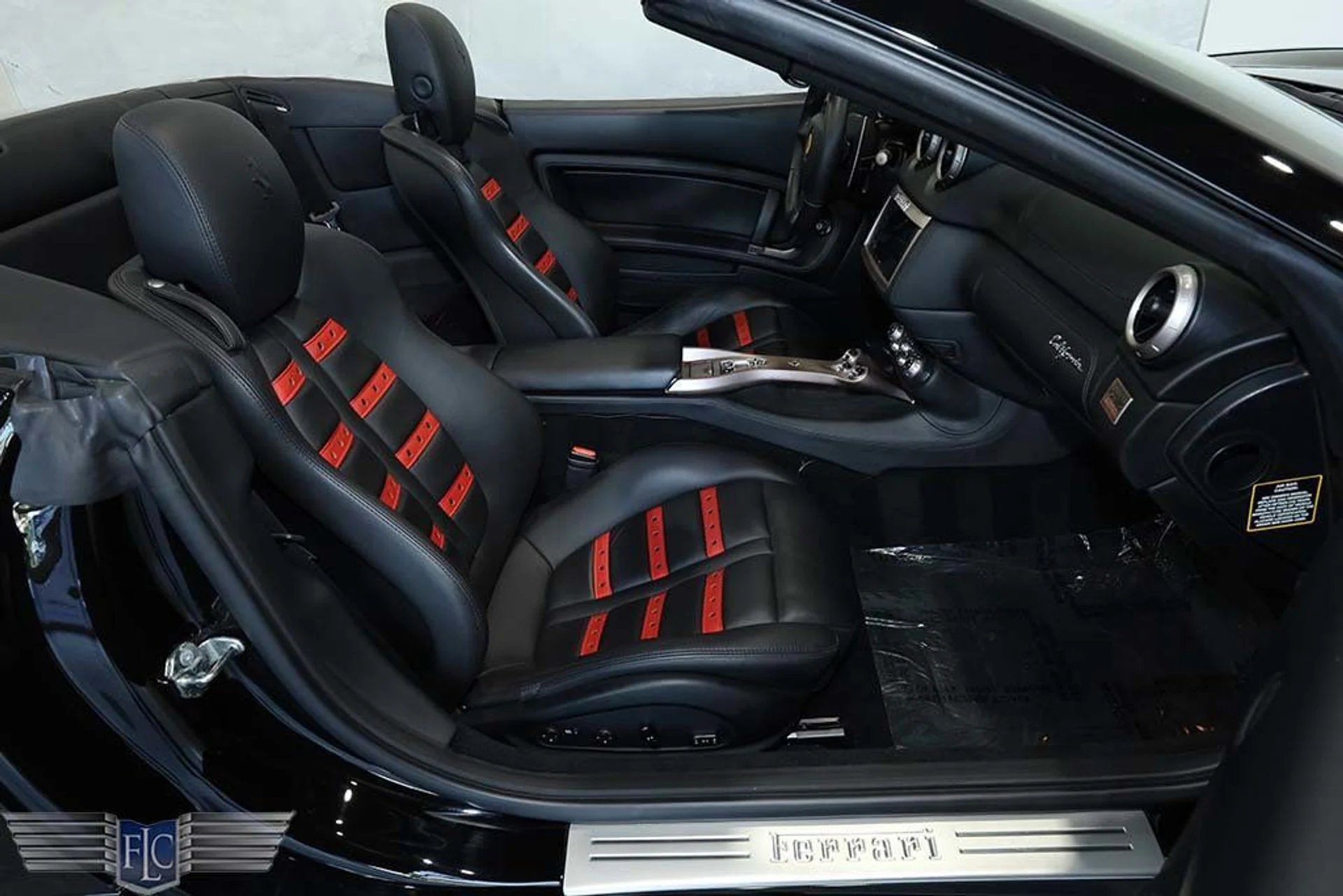mph013_2381690092_used_2012_ferrari_california_2drconvertible_9689_22890913_14_1024_f1d33f3da5