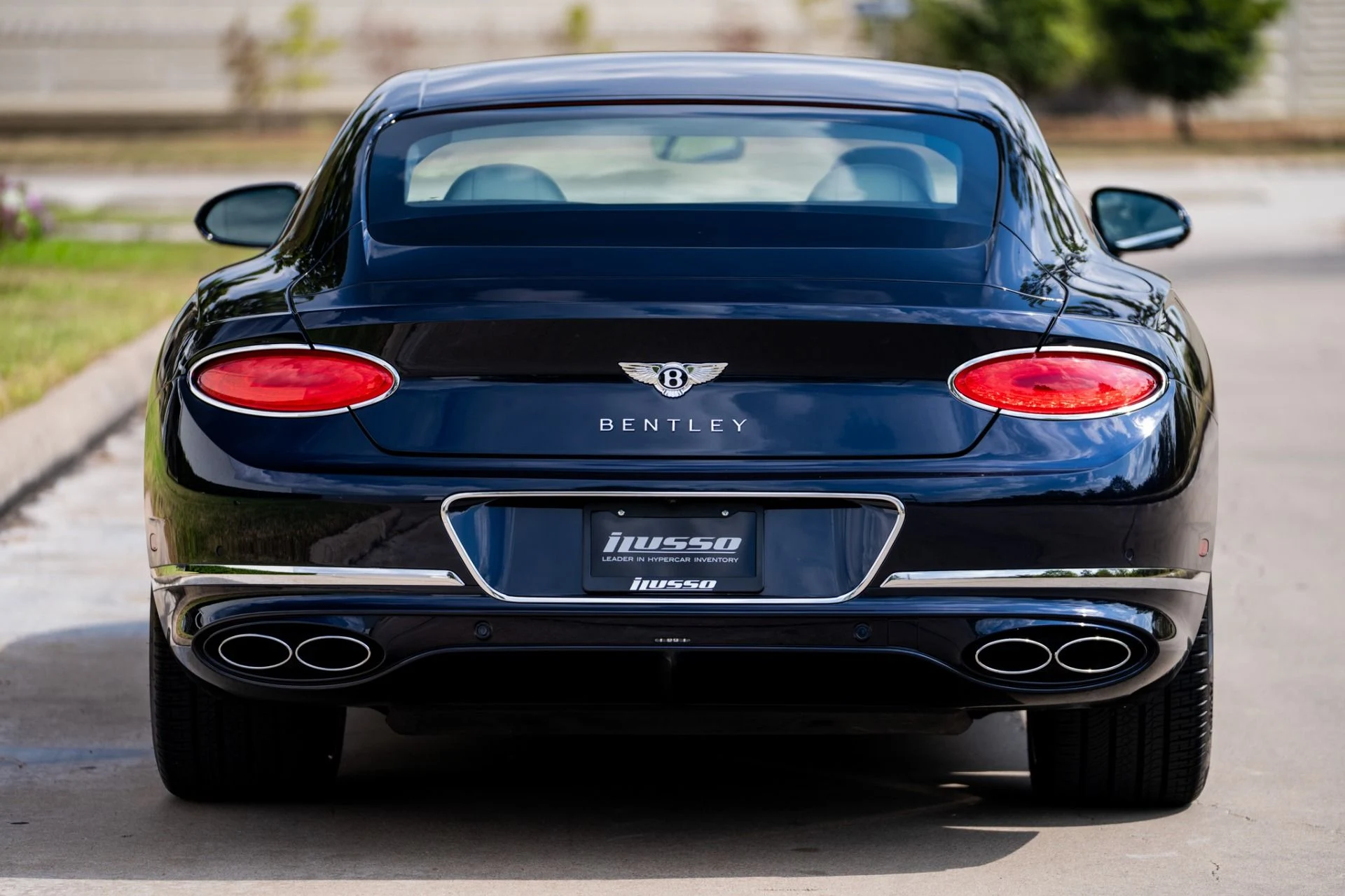 mph013_2382217402_Used_2022_Bentley_Continental_GT_V8_1761245166_4e1f0e104f