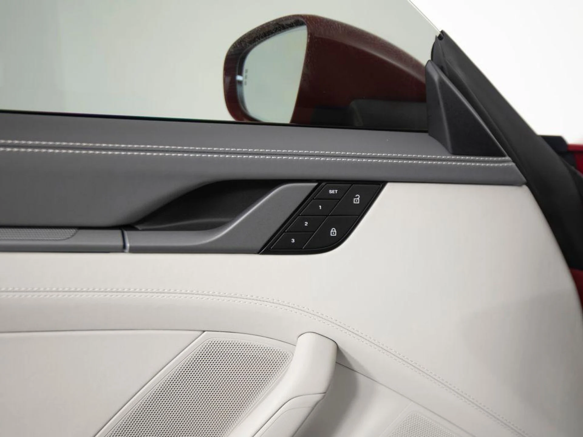 mph013_238233126_3aain_JR_2_VRB_Sqj6_Y3tcq_Sc8w3_E_2a2c8caf00