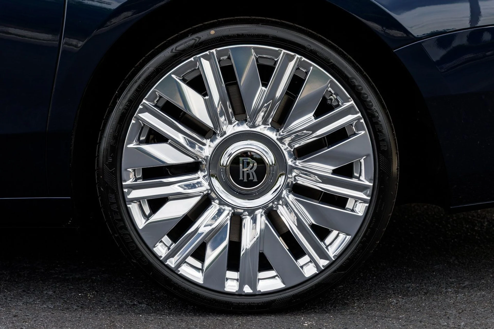 mph013_2386531162_94c2f0b6323aecef54a1ef27284b338bx_9f5b5b889a