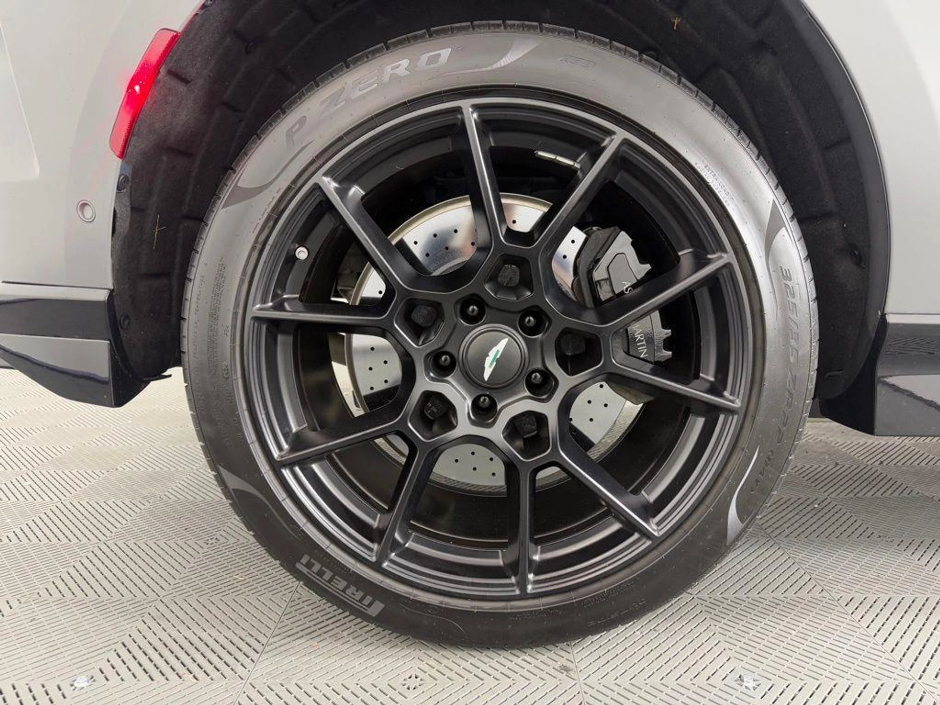 mph013_2392640512_Fqige_Fbfu_XL_8_Hm_Q_Aib_H_Ohr_B_Vs_Ms_a190e5687e