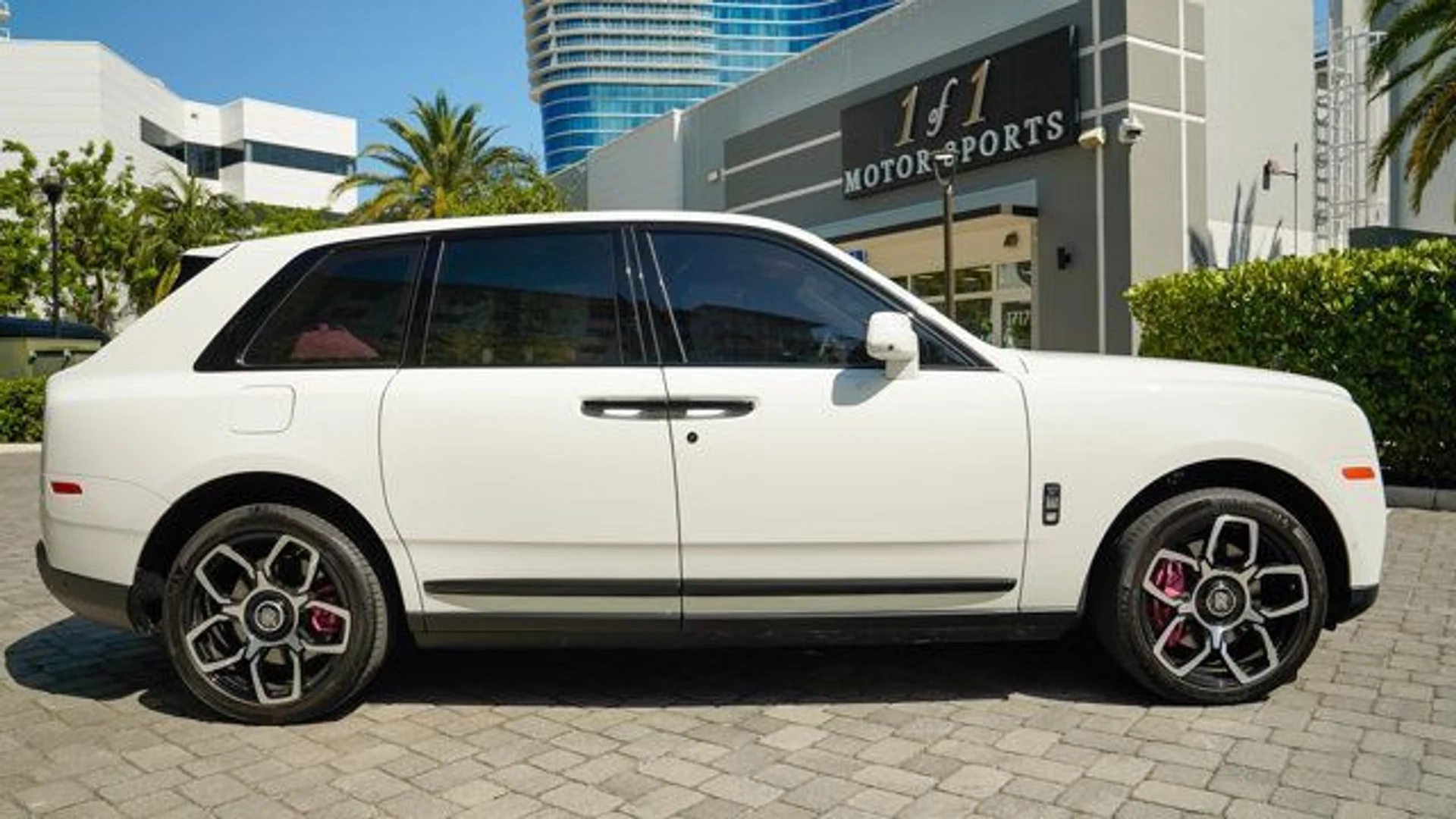 mph013_2395632578_22877899_14_640_034d3ebc89