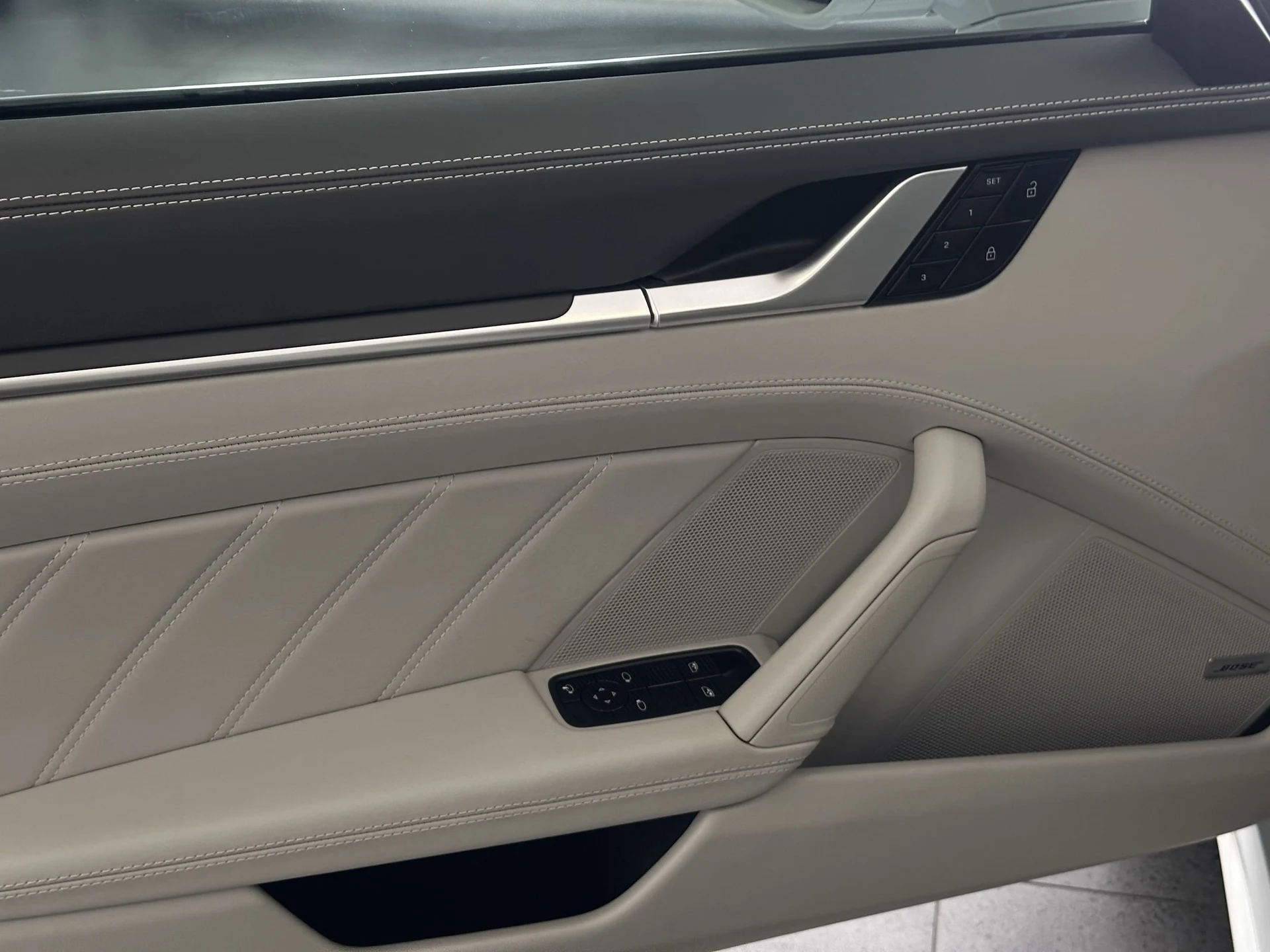 mph013_2397742615_322a9e2f25aeec6d44c709e14ccd8bcfx_b785d5bf46