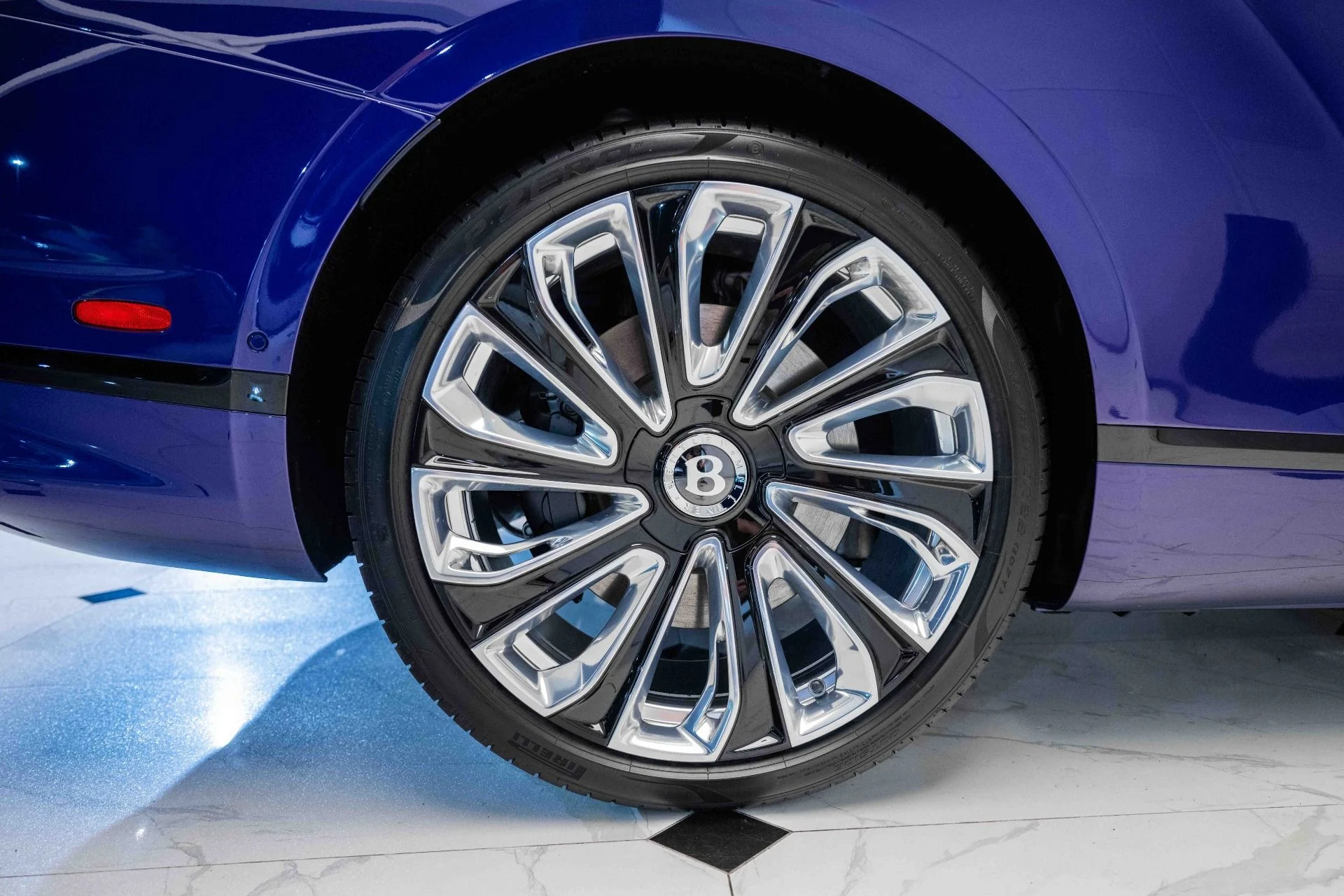 mph013_240423648_Used_2024_Bentley_Continental_GTC_Mulliner_W12_1718978175_b6fdd54f9e
